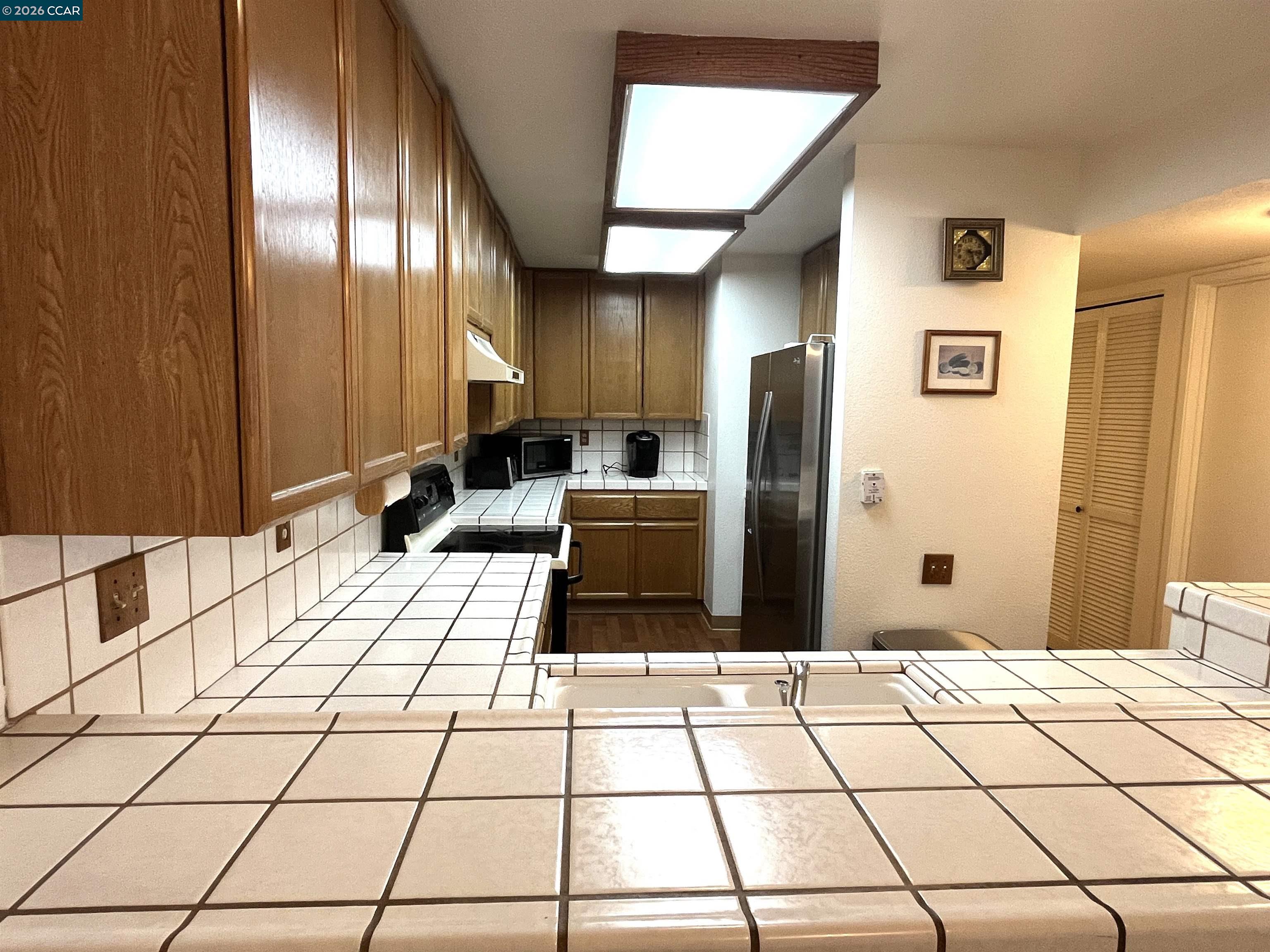 Detail Gallery Image 17 of 21 For 216 Glenwood, Hercules,  CA 94547-3510 - 3 Beds | 2 Baths