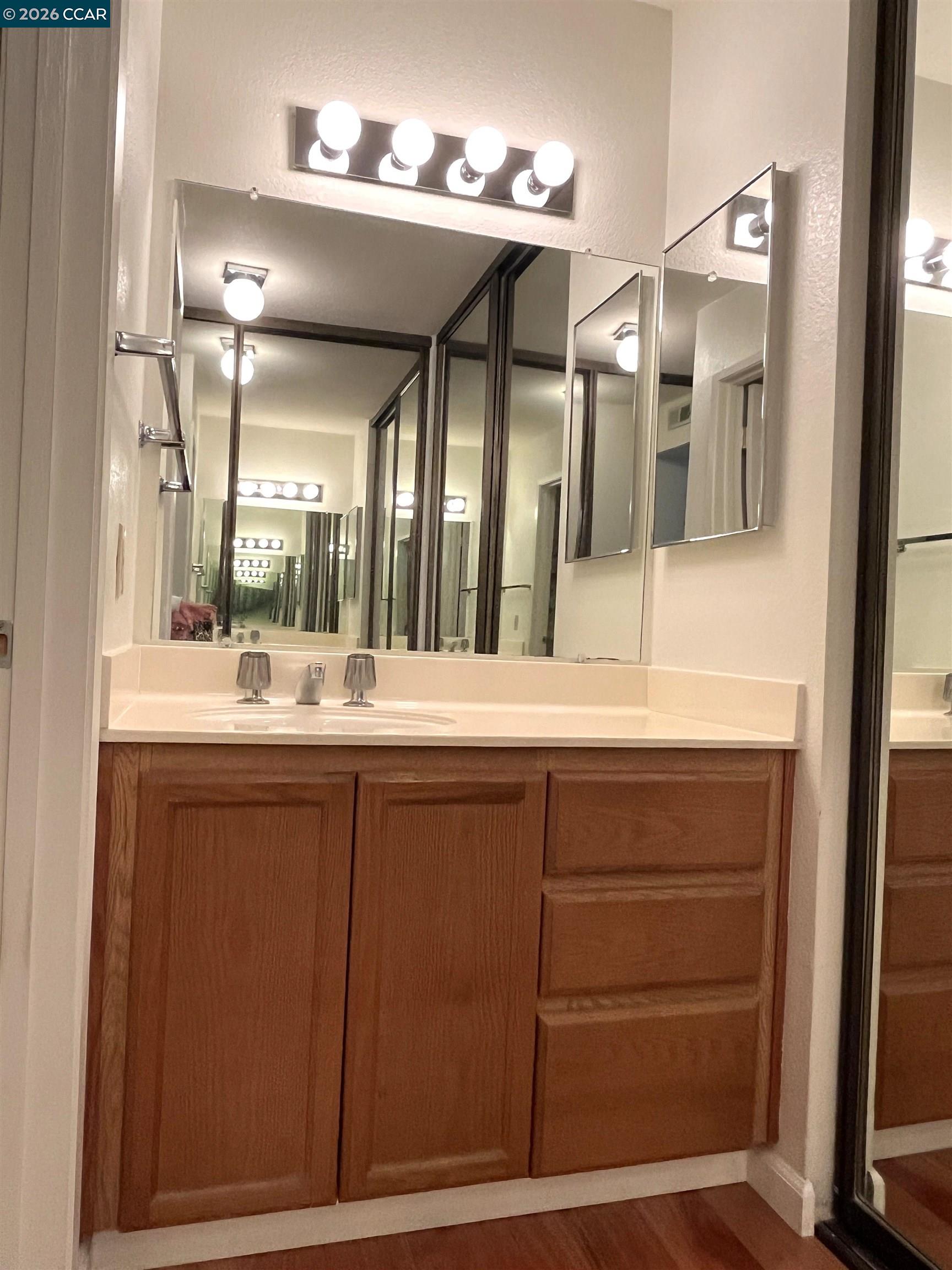 Detail Gallery Image 20 of 21 For 216 Glenwood, Hercules,  CA 94547-3510 - 3 Beds | 2 Baths