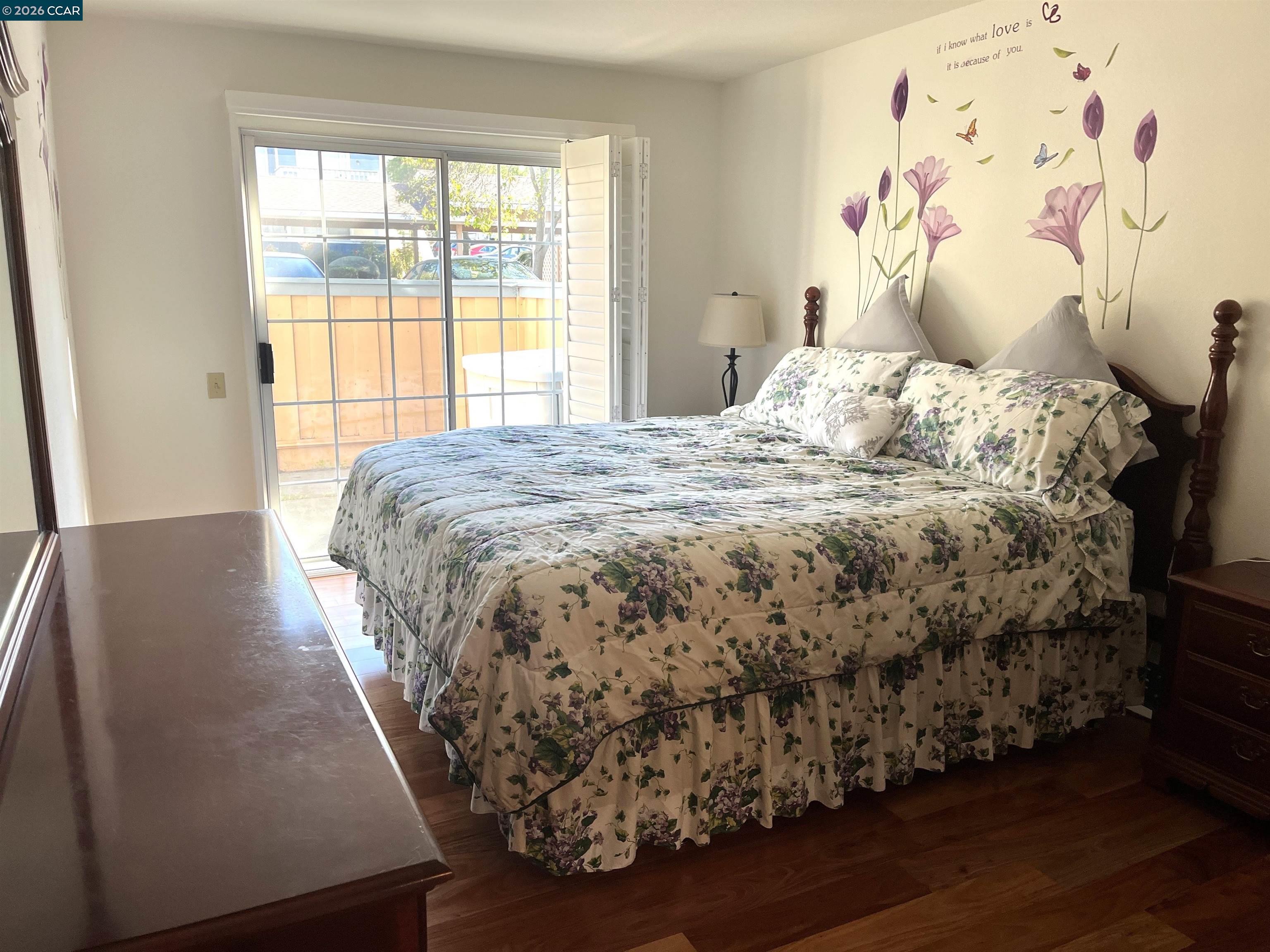 Detail Gallery Image 7 of 21 For 216 Glenwood, Hercules,  CA 94547-3510 - 3 Beds | 2 Baths