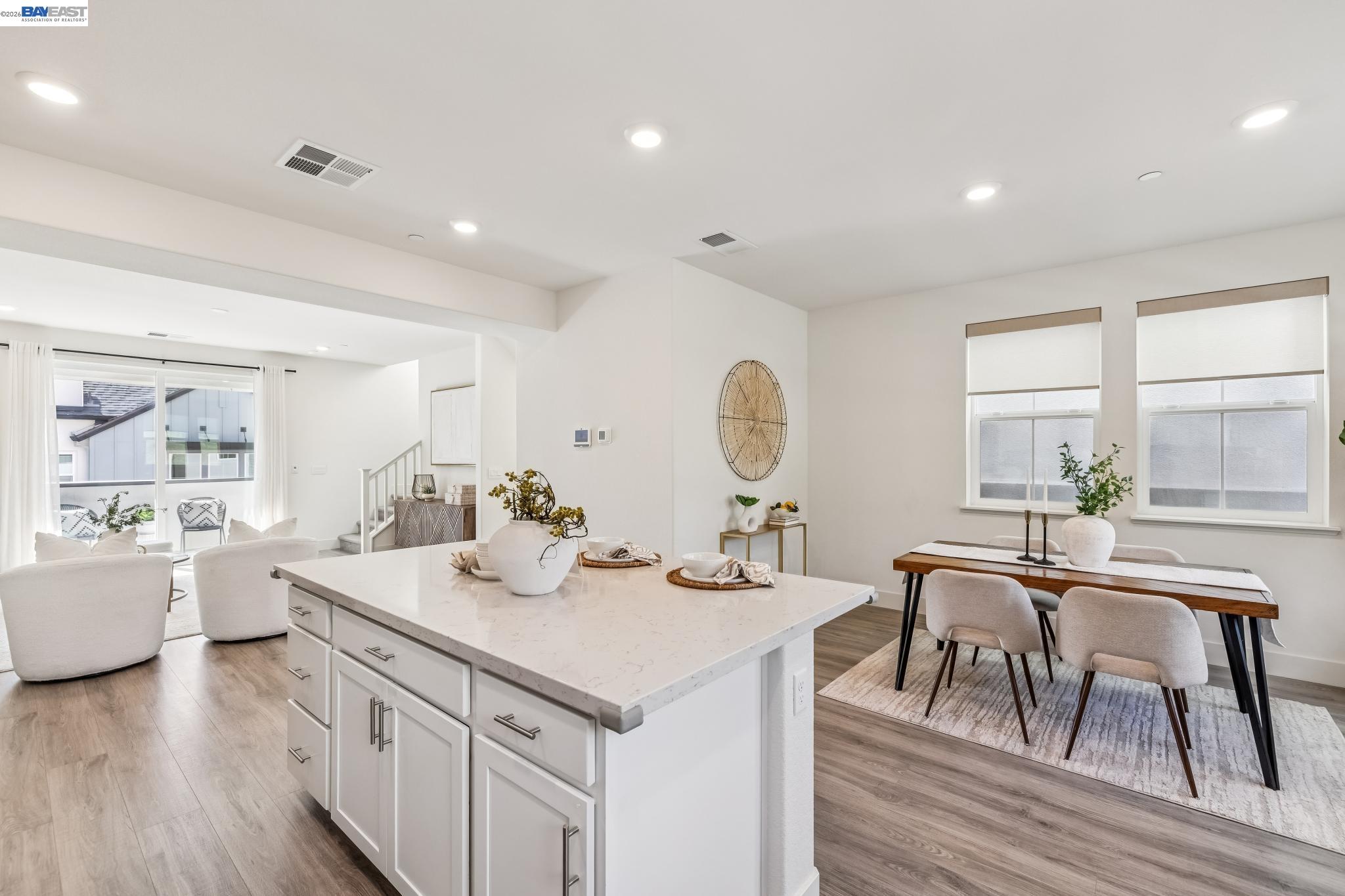 Front Image Thumbnail for BE41126995