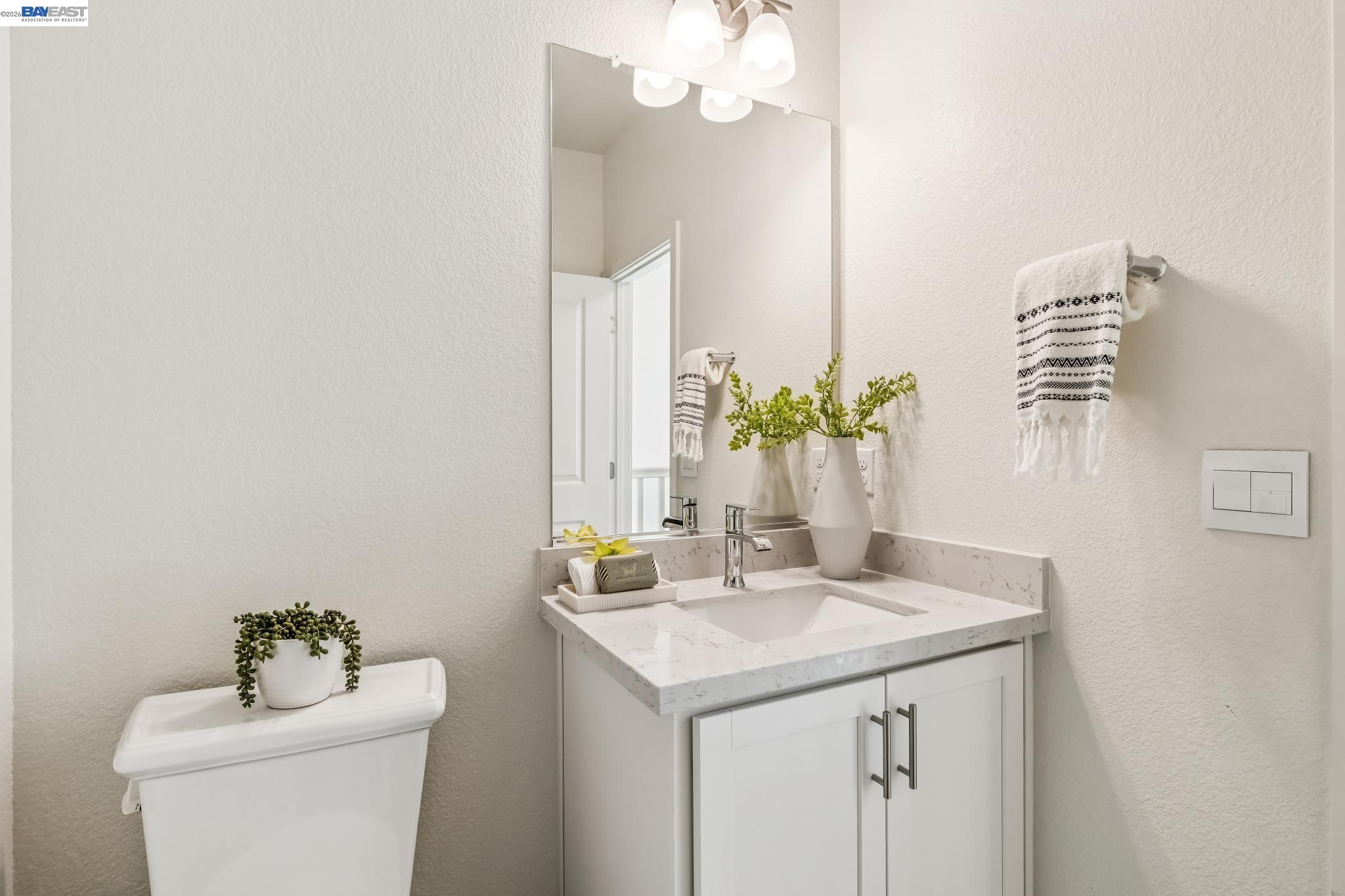 Detail Gallery Image 25 of 60 For 28957 Ashwell Ave, Hayward,  CA 94544 - 3 Beds | 3/1 Baths