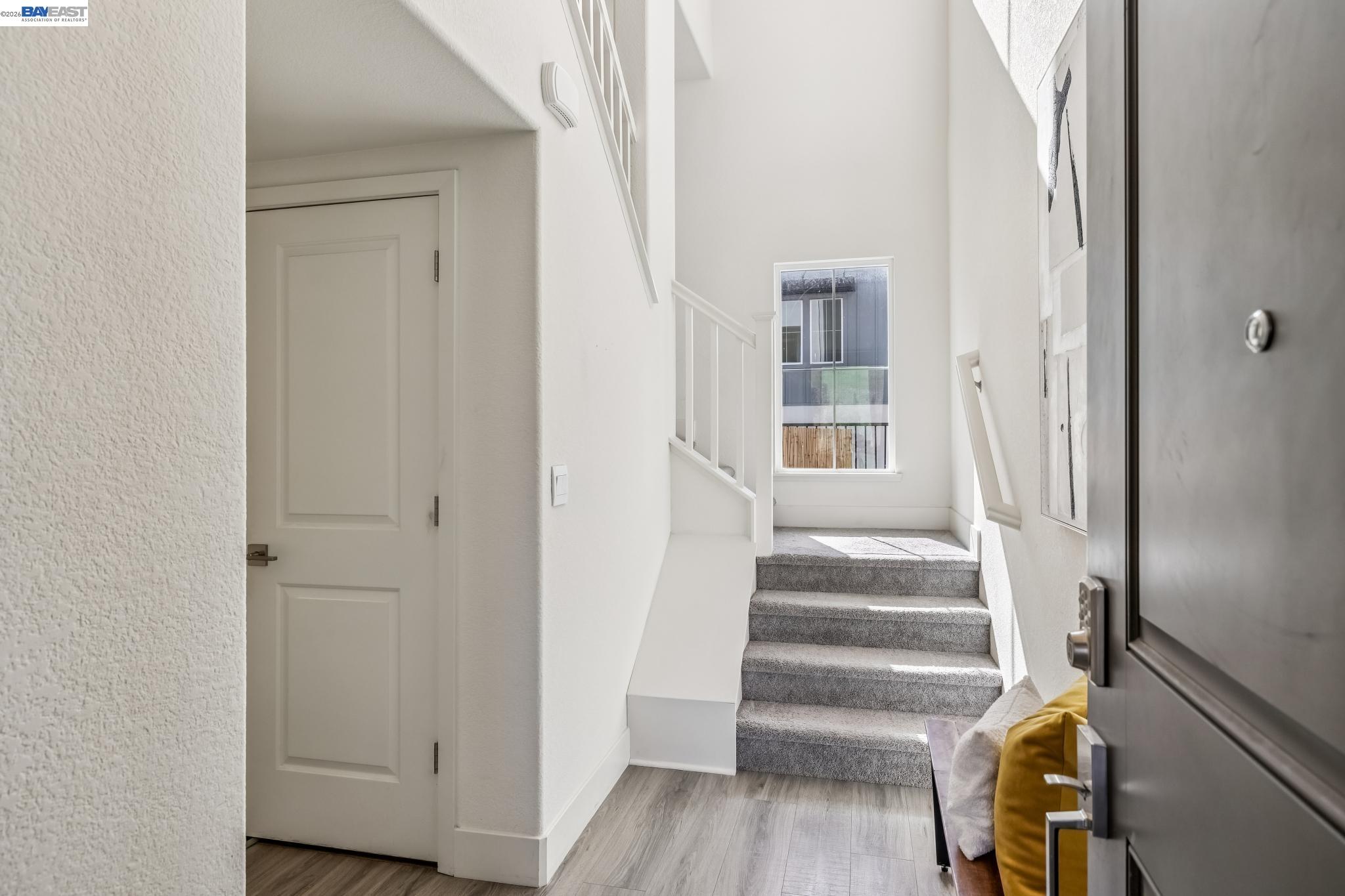 Detail Gallery Image 5 of 60 For 28957 Ashwell Ave, Hayward,  CA 94544 - 3 Beds | 3/1 Baths