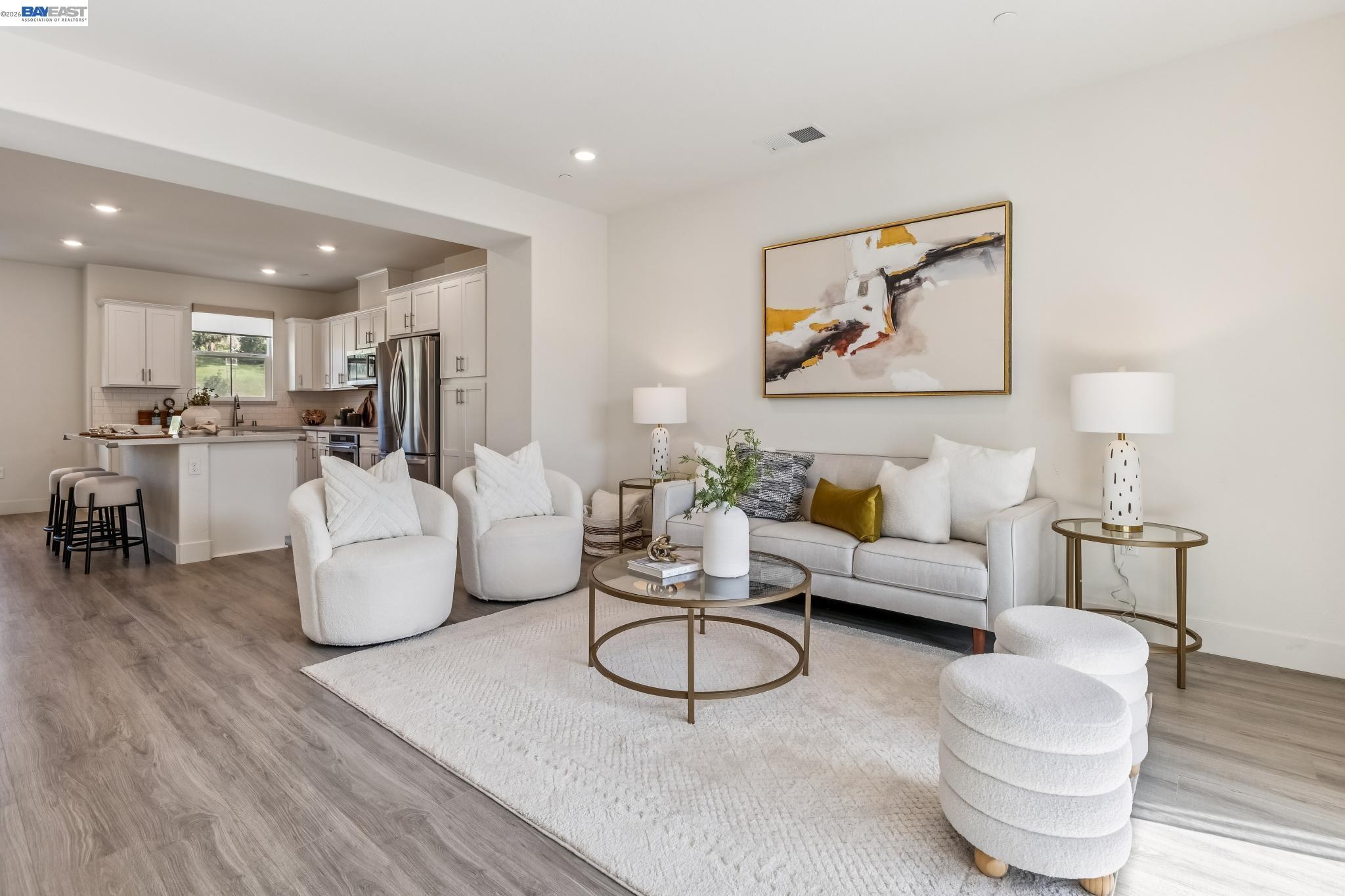 Detail Gallery Image 7 of 60 For 28957 Ashwell Ave, Hayward,  CA 94544 - 3 Beds | 3/1 Baths