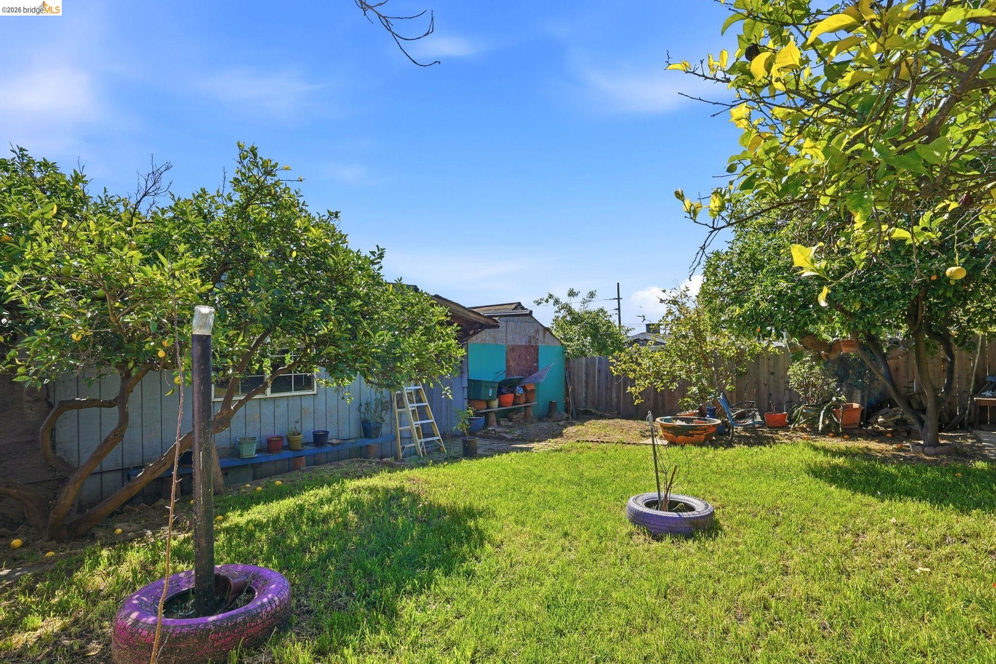 Detail Gallery Image 28 of 28 For 2015 50th Ave, Oakland,  CA 94601 - 3 Beds | 2 Baths