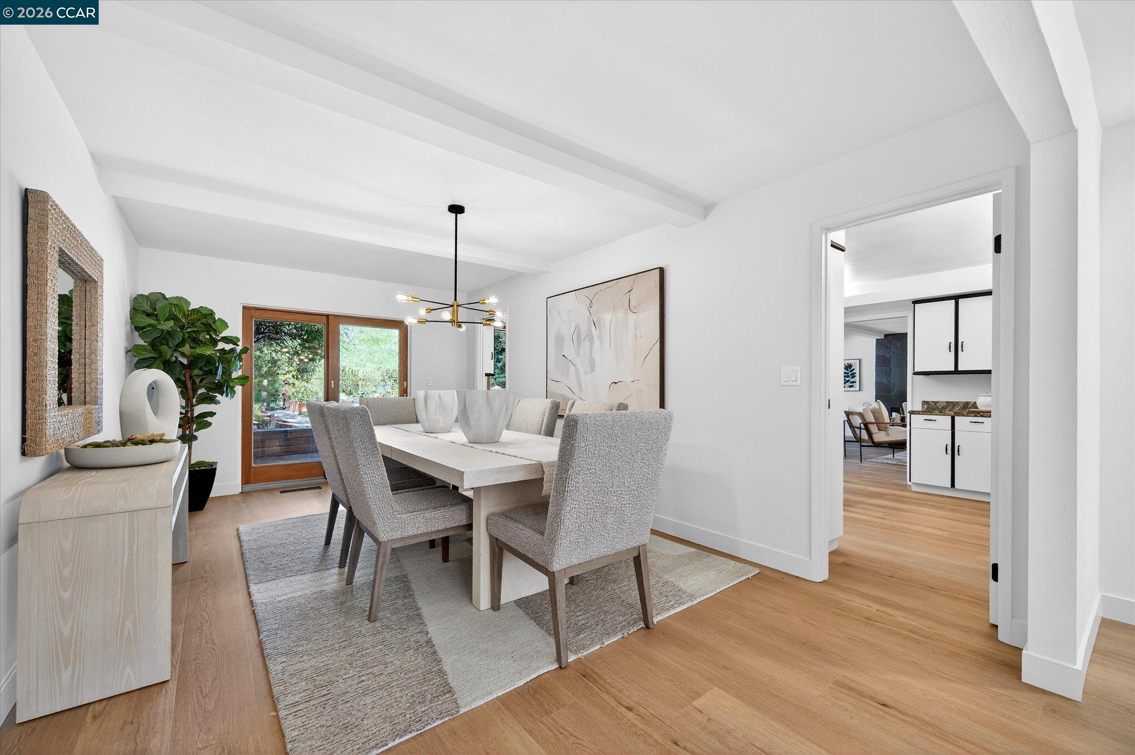 Detail Gallery Image 18 of 55 For 1950 Whitecliff Ct, Walnut Creek,  CA 94596 - 5 Beds | 4 Baths