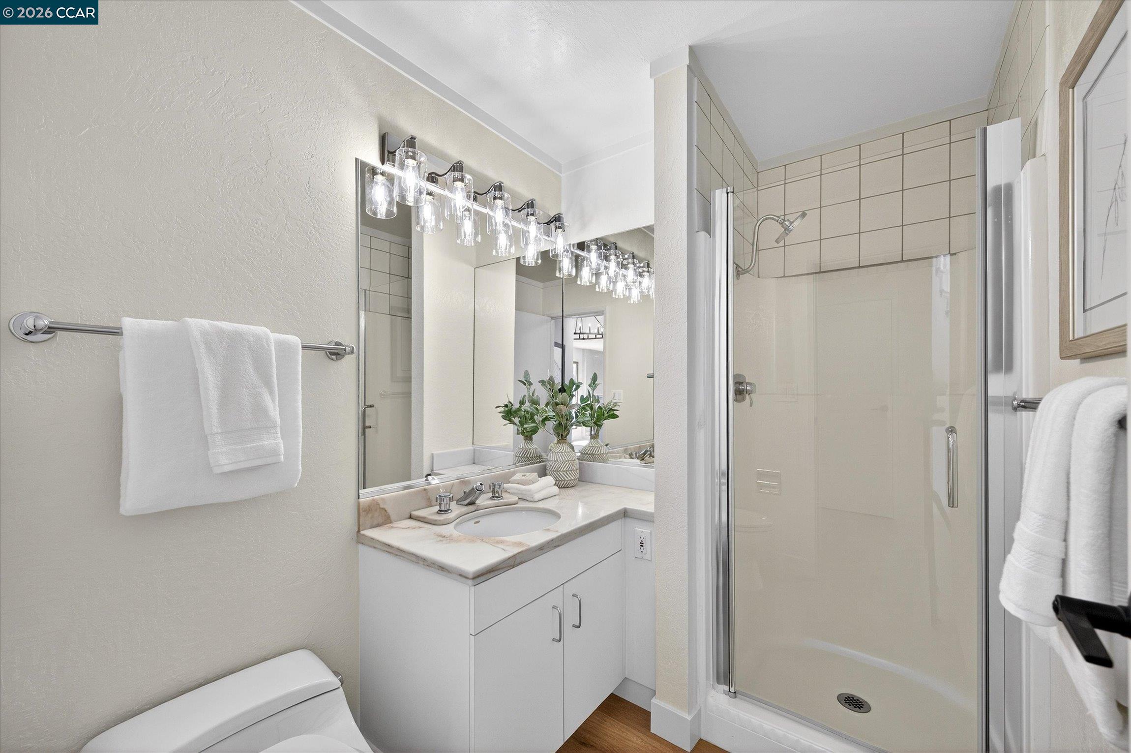 Detail Gallery Image 24 of 55 For 1950 Whitecliff Ct, Walnut Creek,  CA 94596 - 5 Beds | 4 Baths