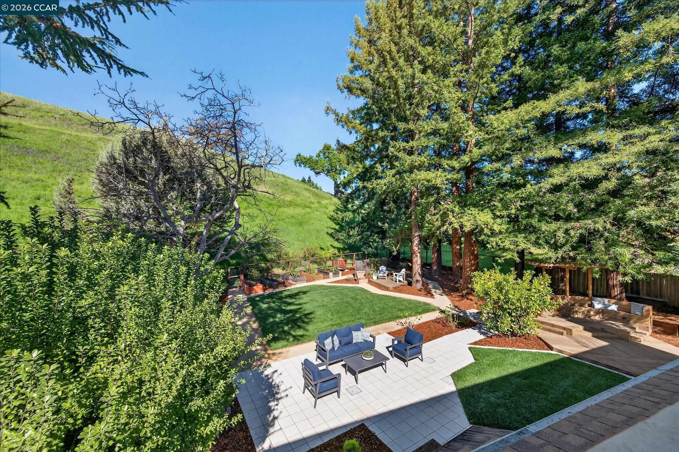 Detail Gallery Image 37 of 55 For 1950 Whitecliff Ct, Walnut Creek,  CA 94596 - 5 Beds | 4 Baths