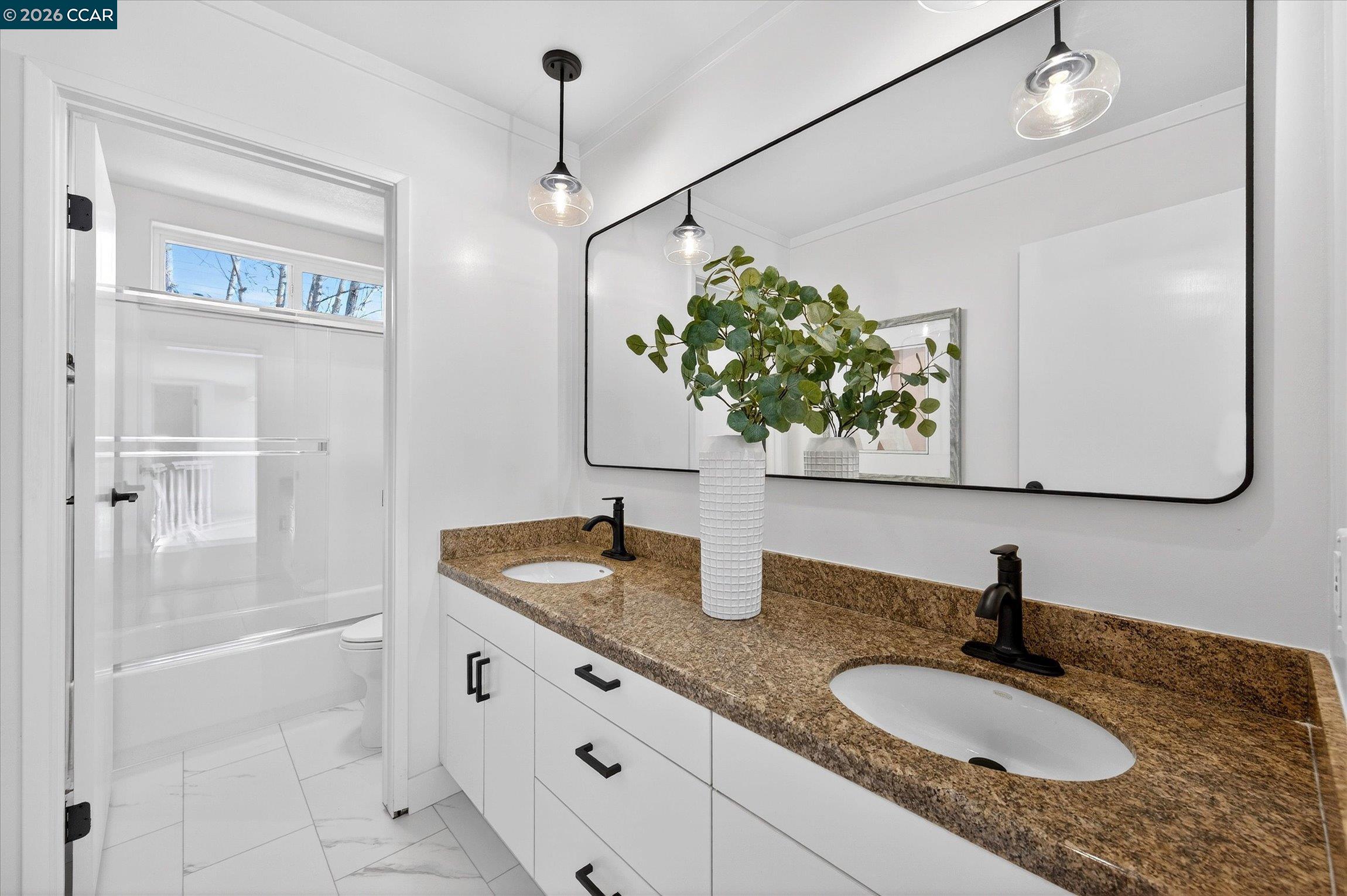 Detail Gallery Image 42 of 55 For 1950 Whitecliff Ct, Walnut Creek,  CA 94596 - 5 Beds | 4 Baths