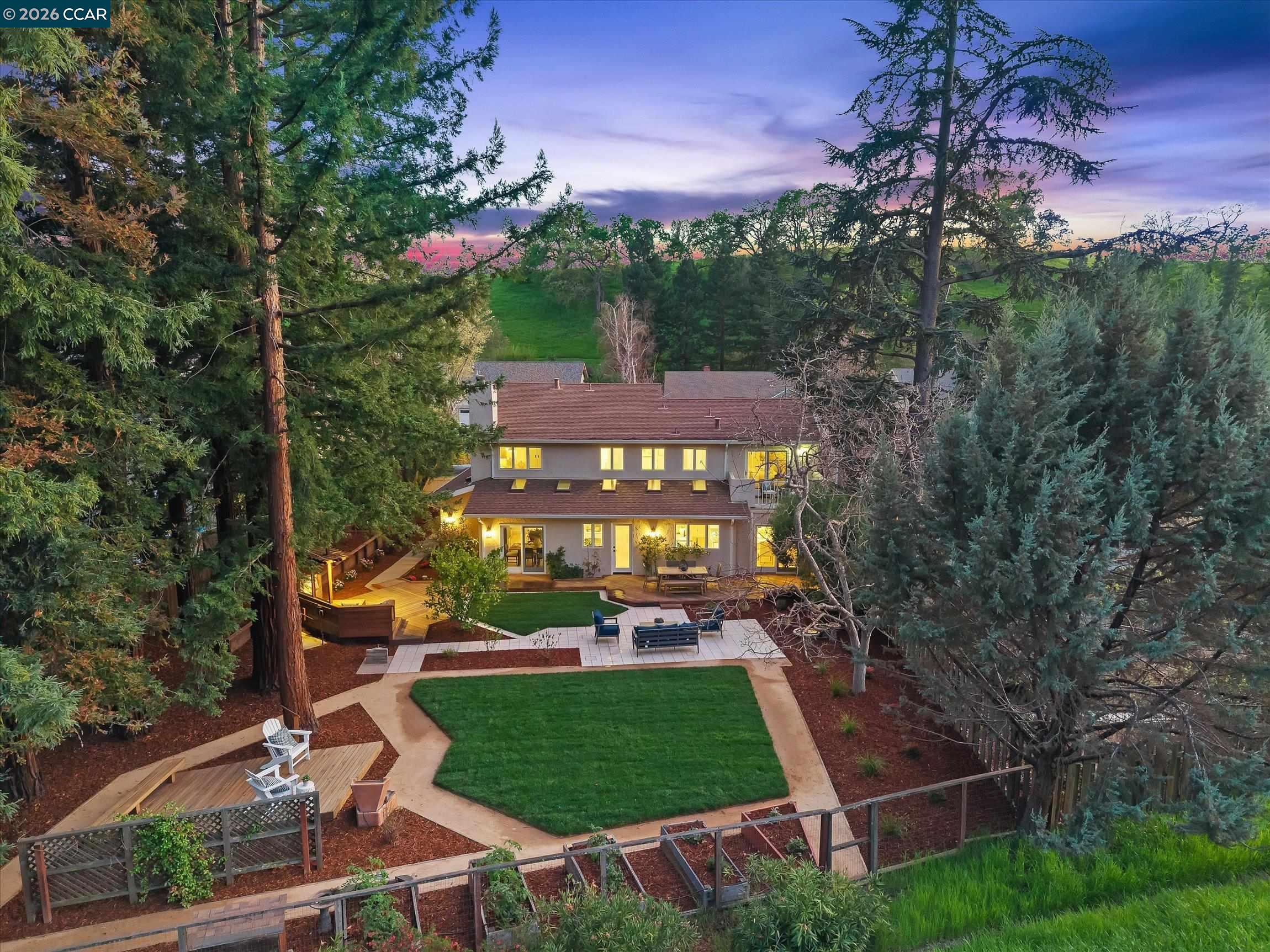 Detail Gallery Image 47 of 55 For 1950 Whitecliff Ct, Walnut Creek,  CA 94596 - 5 Beds | 4 Baths