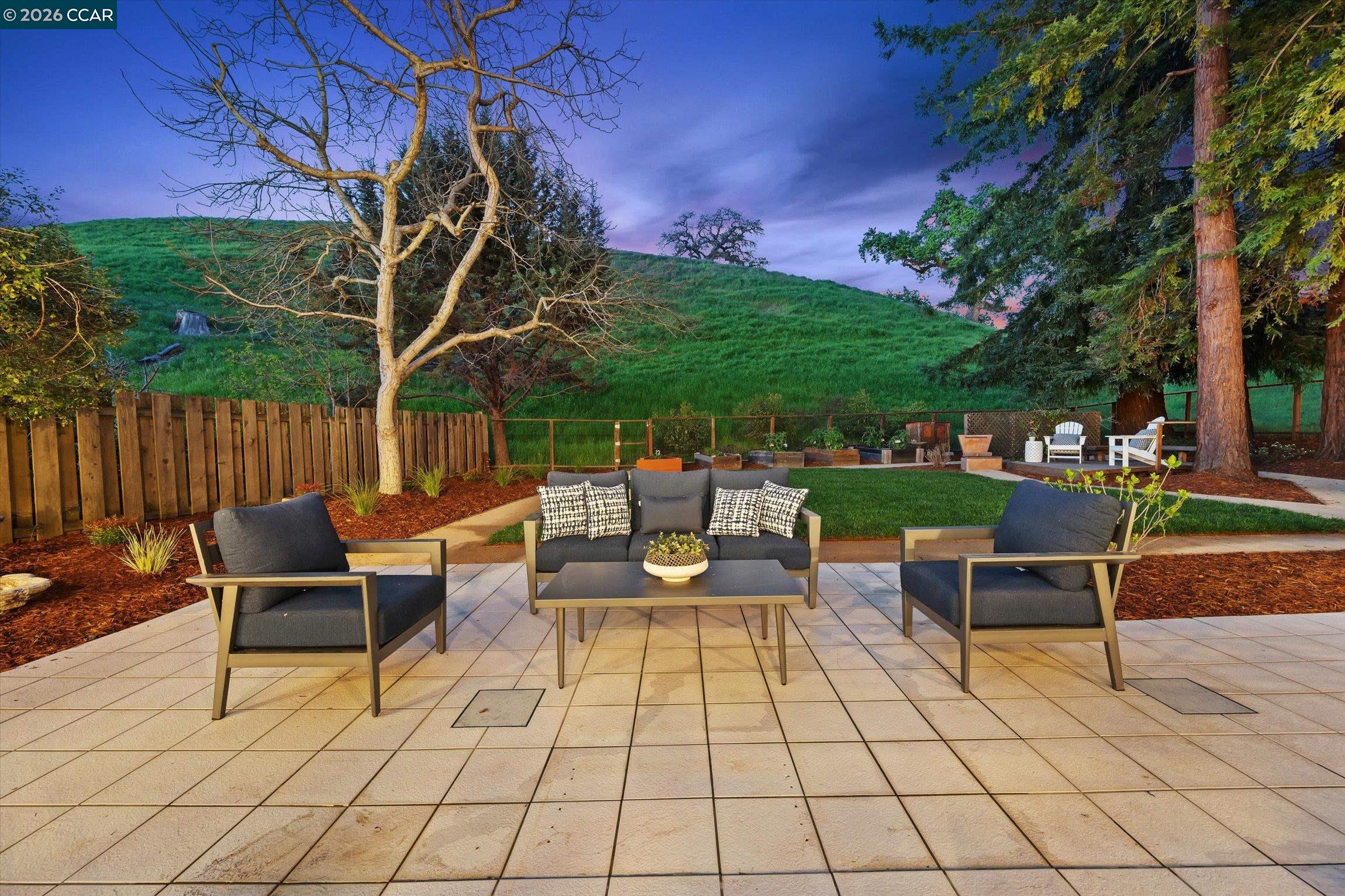 Detail Gallery Image 49 of 55 For 1950 Whitecliff Ct, Walnut Creek,  CA 94596 - 5 Beds | 4 Baths