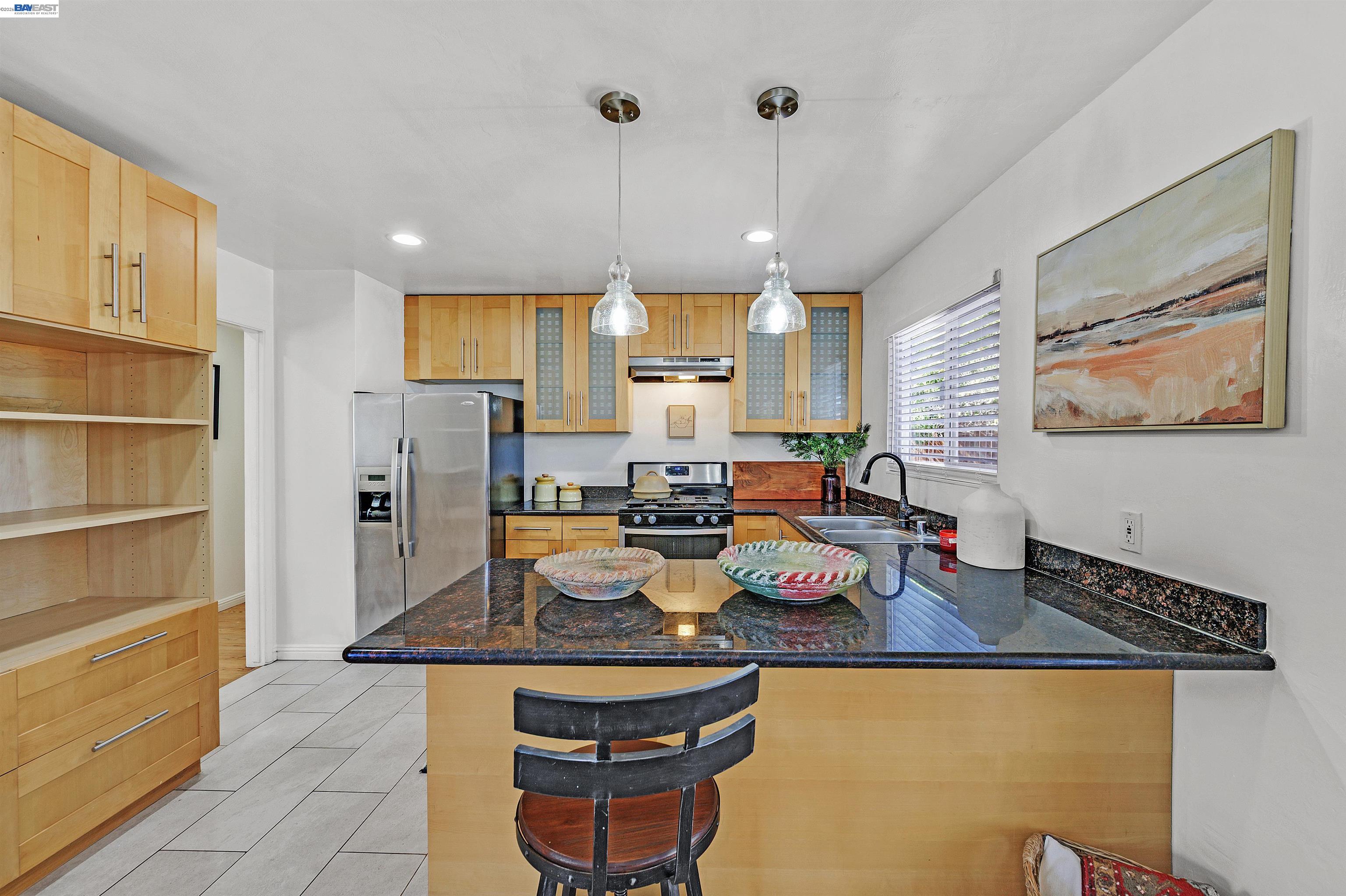 Detail Gallery Image 12 of 37 For 2343 Galway Rd, San Pablo,  CA 94806 - 3 Beds | 2 Baths