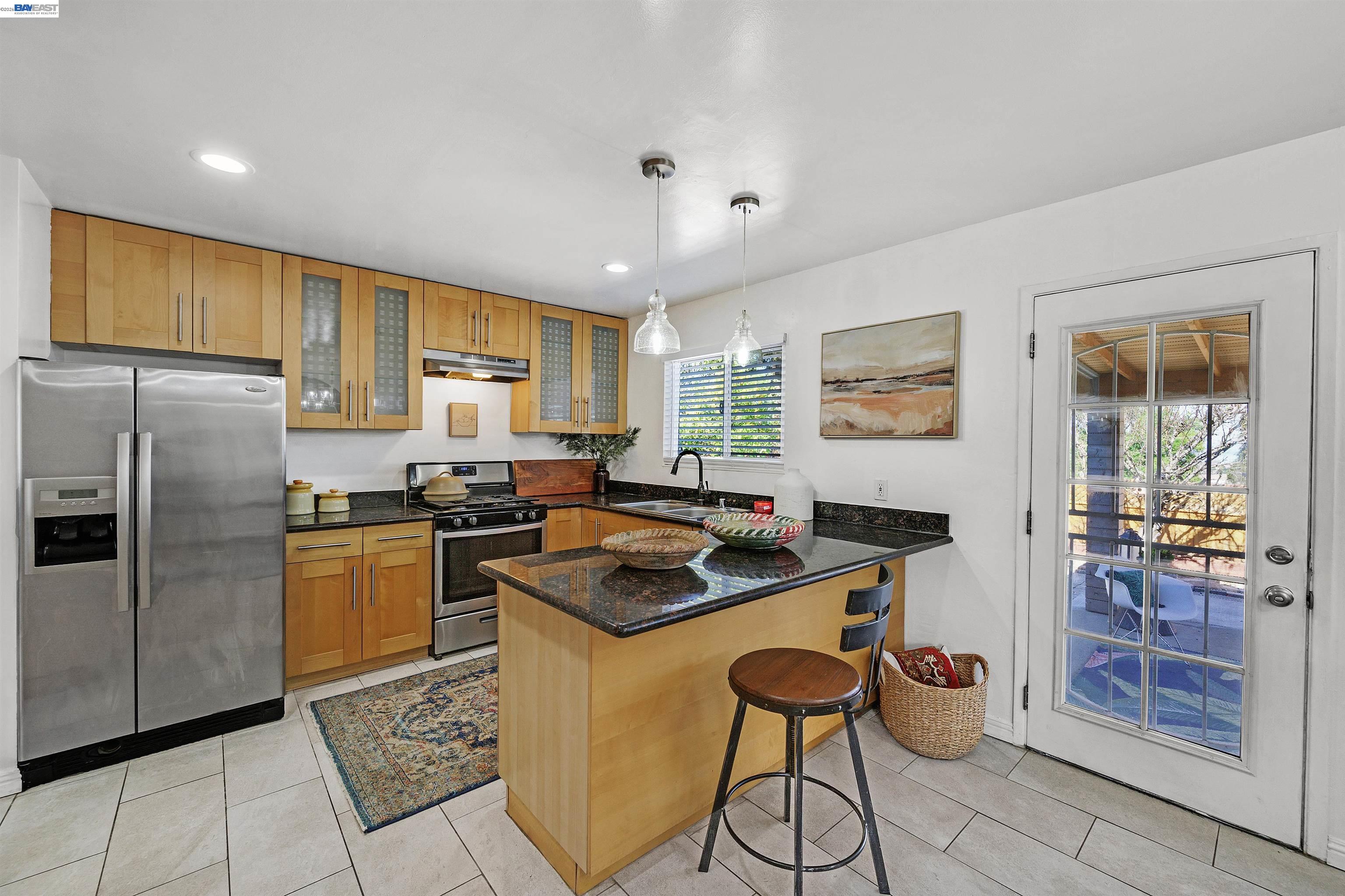 Detail Gallery Image 13 of 37 For 2343 Galway Rd, San Pablo,  CA 94806 - 3 Beds | 2 Baths