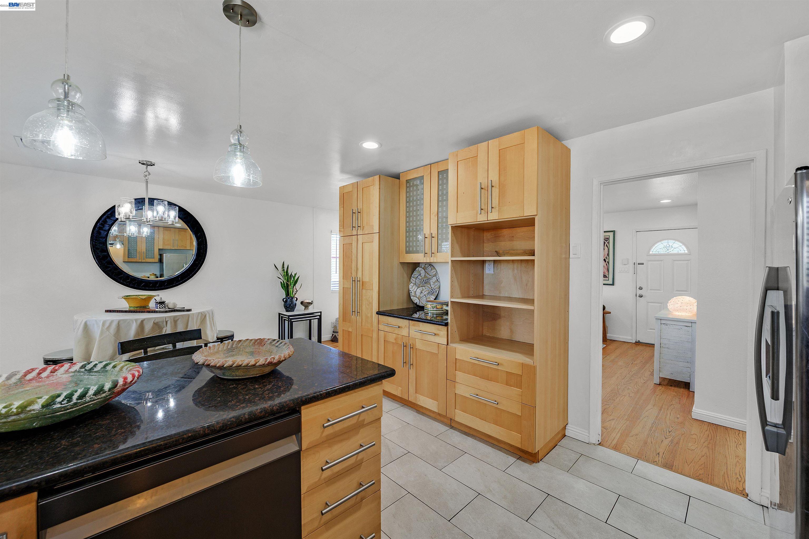 Detail Gallery Image 17 of 37 For 2343 Galway Rd, San Pablo,  CA 94806 - 3 Beds | 2 Baths