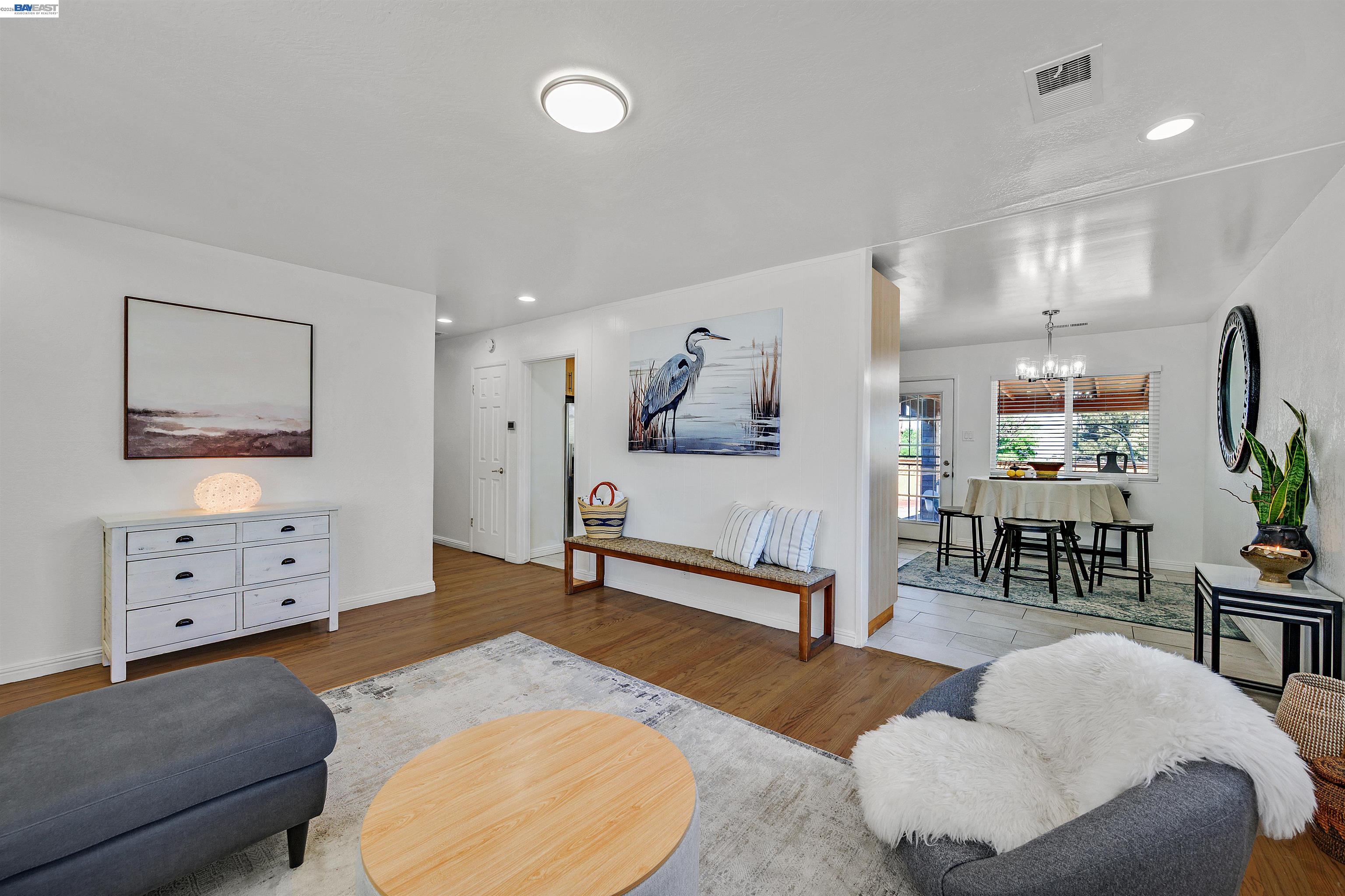 Detail Gallery Image 8 of 37 For 2343 Galway Rd, San Pablo,  CA 94806 - 3 Beds | 2 Baths