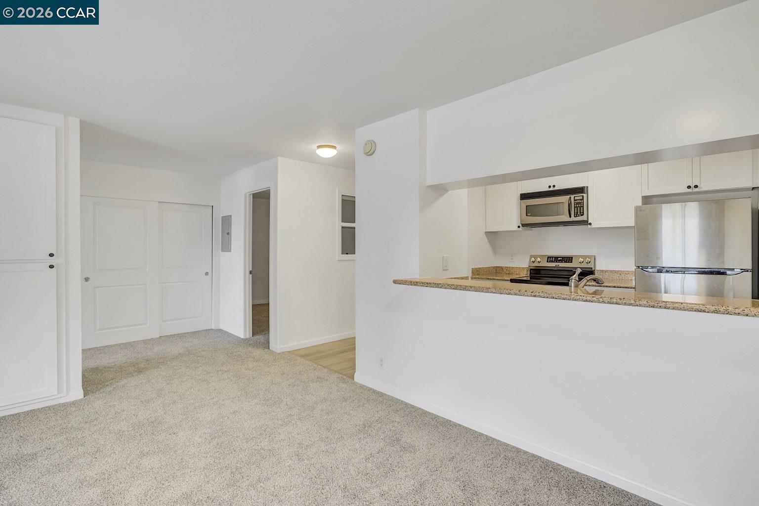 Detail Gallery Image 5 of 29 For 1087 Murrieta Blvd #245,  Livermore,  CA 94550-4123 - 1 Beds | 1 Baths