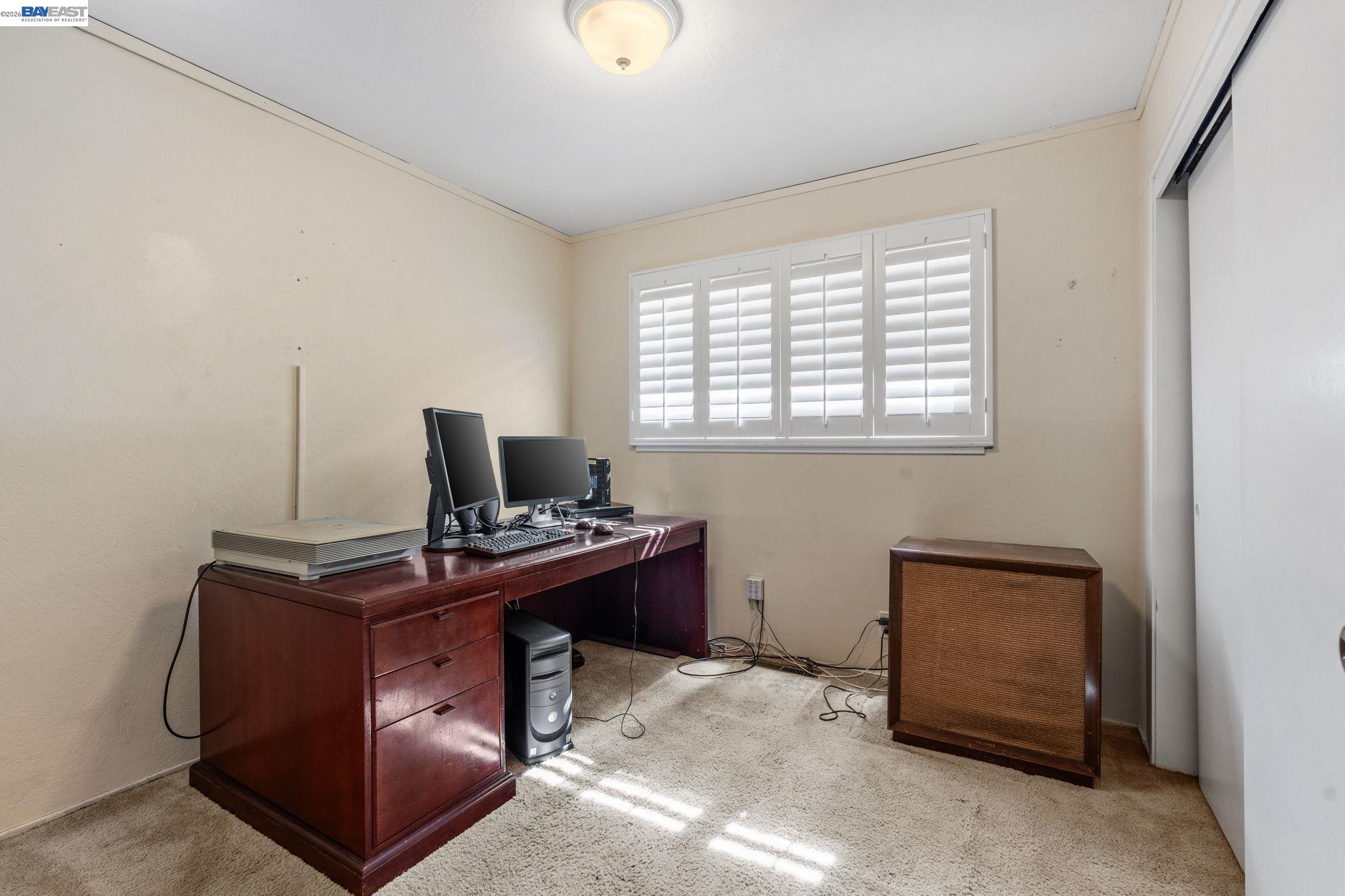 Detail Gallery Image 14 of 36 For 8445 Aster Ave, Oakland,  CA 94605 - 3 Beds | 1/1 Baths