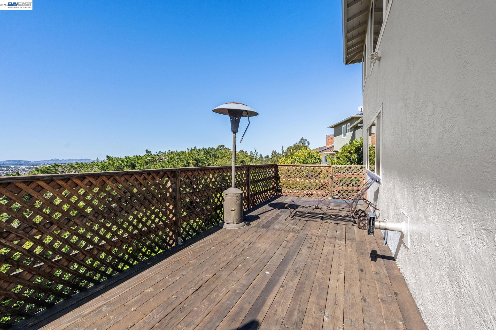 Detail Gallery Image 24 of 36 For 8445 Aster Ave, Oakland,  CA 94605 - 3 Beds | 1/1 Baths