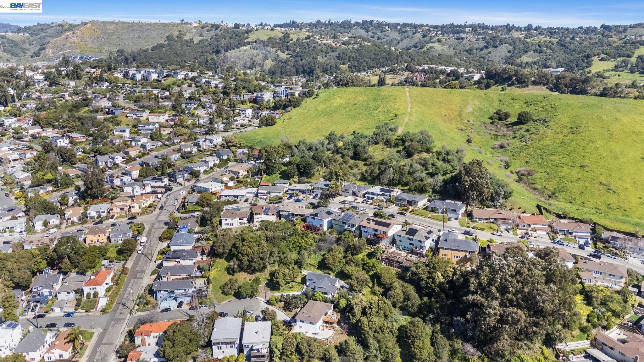 Detail Gallery Image 30 of 36 For 8445 Aster Ave, Oakland,  CA 94605 - 3 Beds | 1/1 Baths