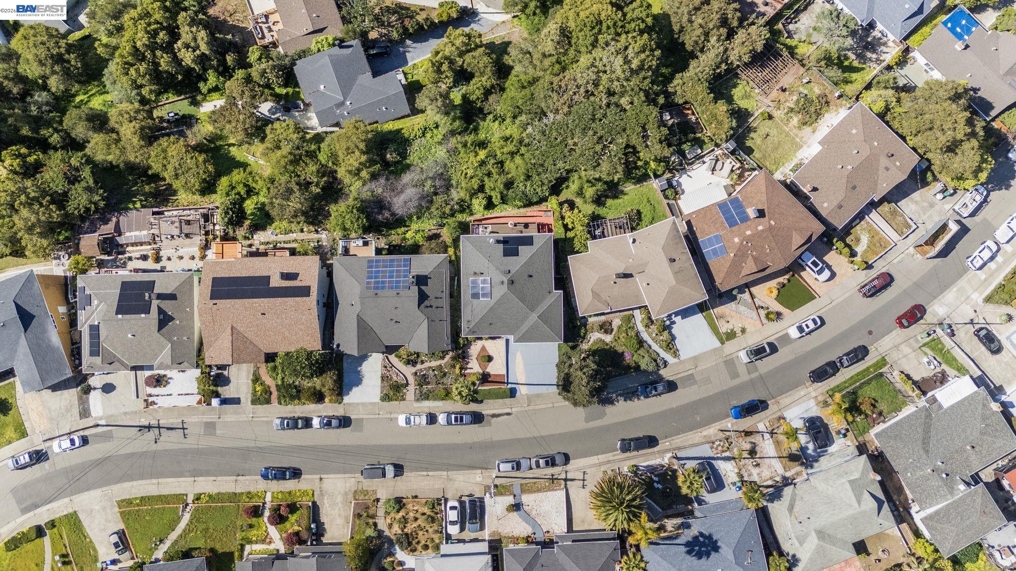 Detail Gallery Image 32 of 36 For 8445 Aster Ave, Oakland,  CA 94605 - 3 Beds | 1/1 Baths