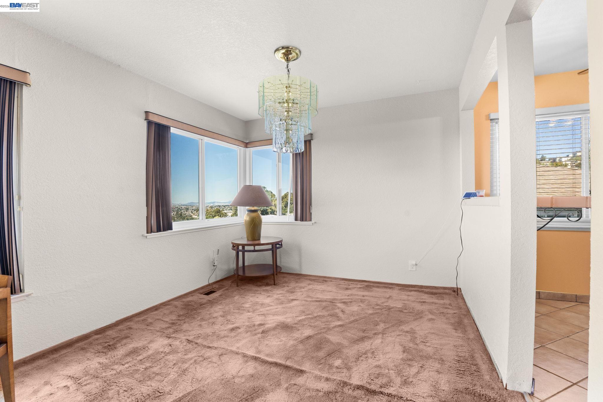 Detail Gallery Image 9 of 36 For 8445 Aster Ave, Oakland,  CA 94605 - 3 Beds | 1/1 Baths