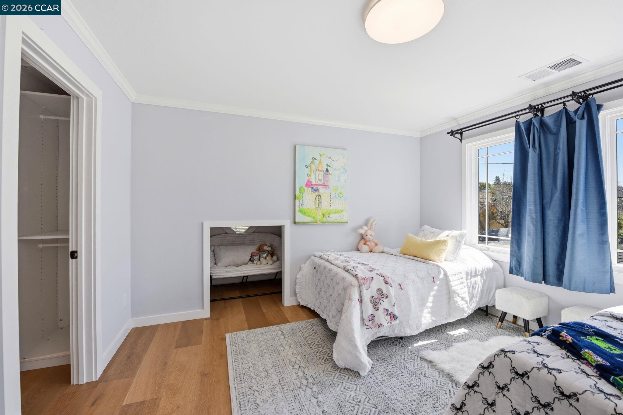 Detail Gallery Image 24 of 43 For 1036 Ramona Ave, Albany,  CA 94706-2515 - 4 Beds | 3/1 Baths