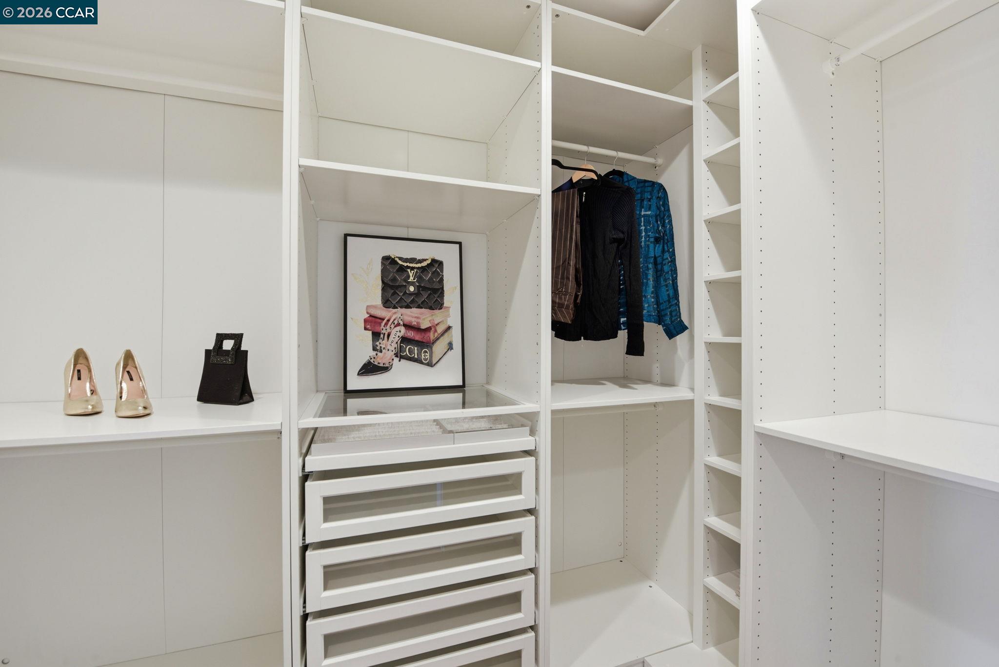 Detail Gallery Image 34 of 43 For 1036 Ramona Ave, Albany,  CA 94706-2515 - 4 Beds | 3/1 Baths