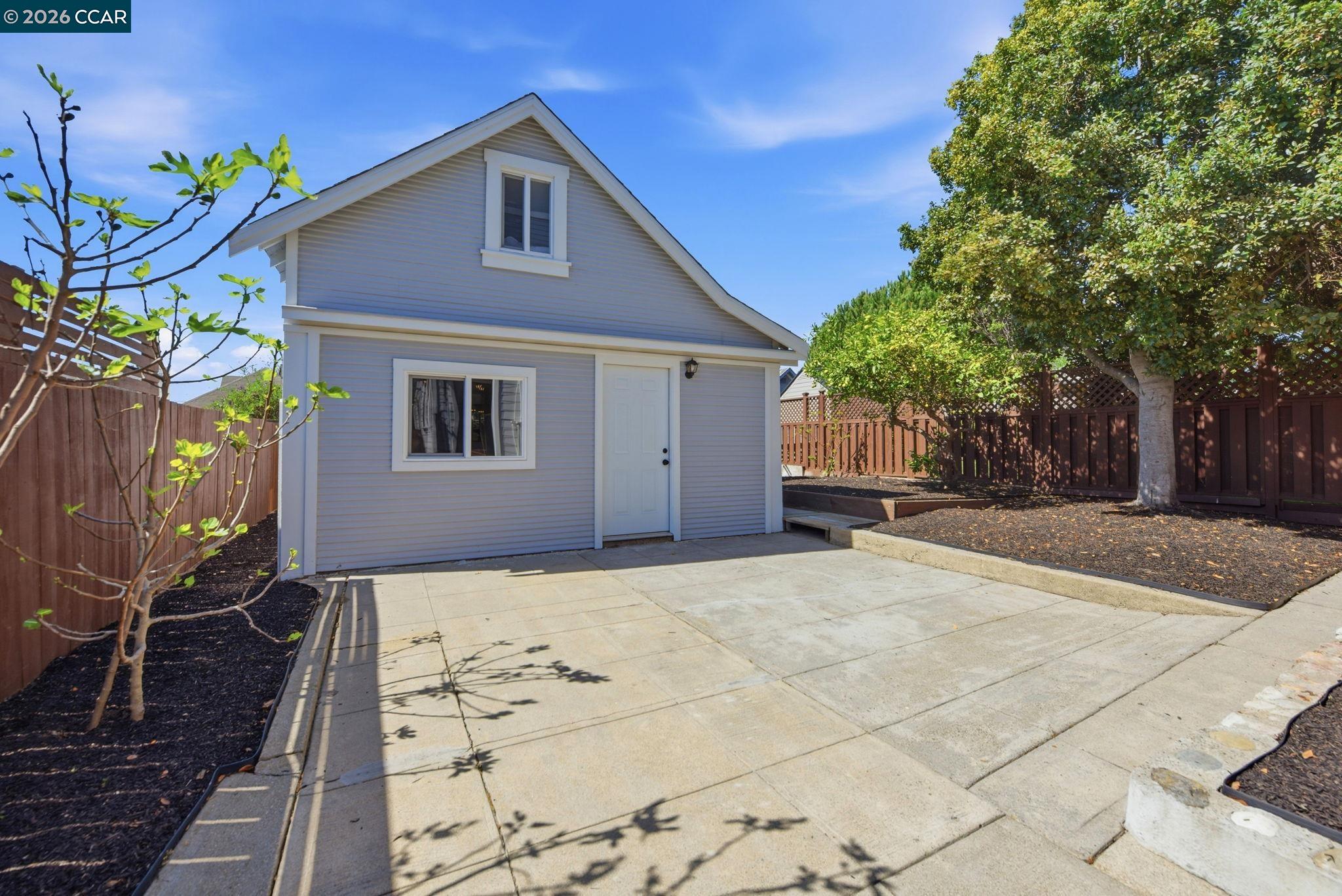 Detail Gallery Image 43 of 43 For 1036 Ramona Ave, Albany,  CA 94706-2515 - 4 Beds | 3/1 Baths