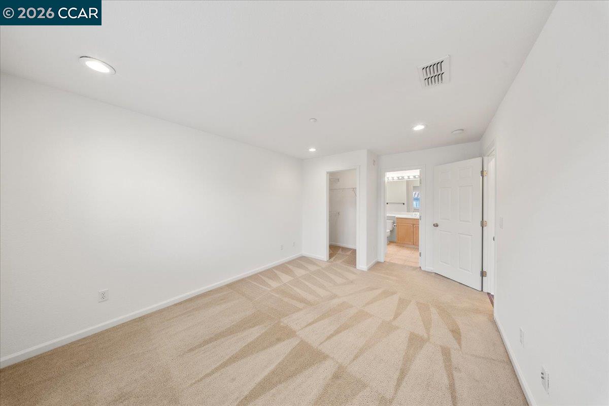 Photo #16: 41127008 Listing: Photo #16