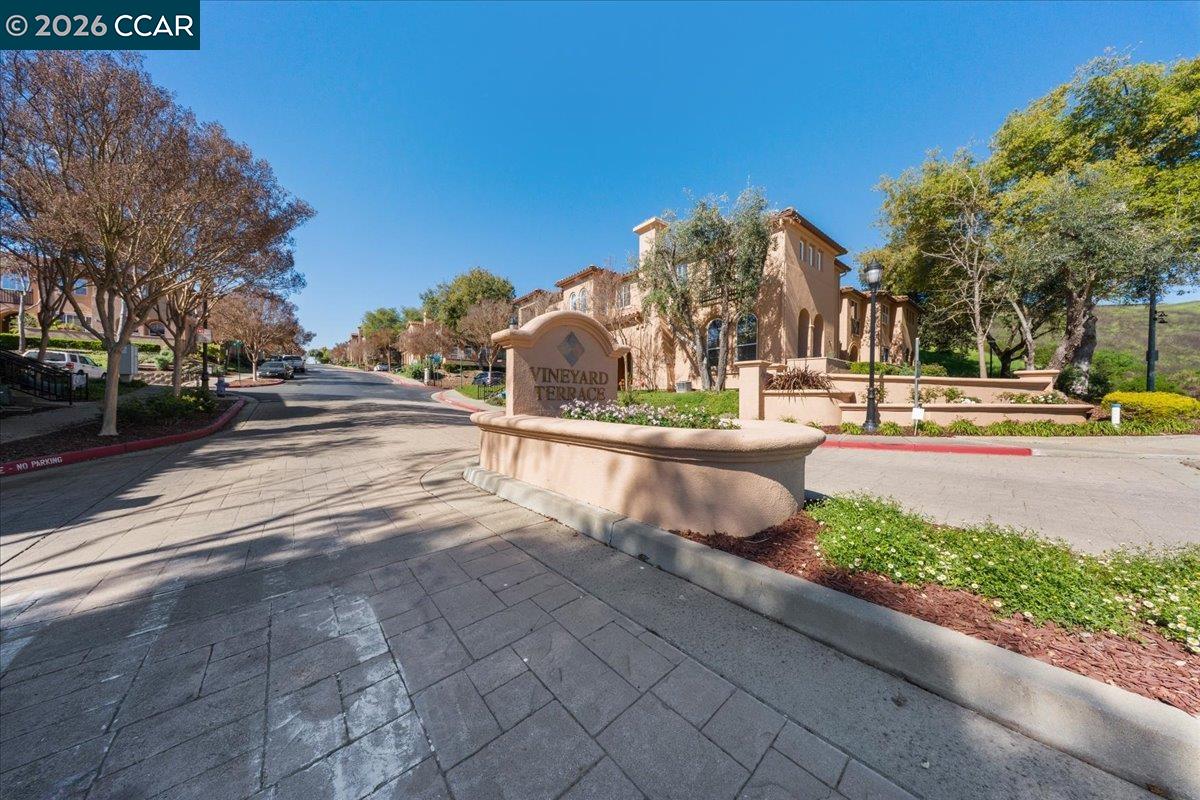 Photo #24: 41127008 Listing: Photo #24