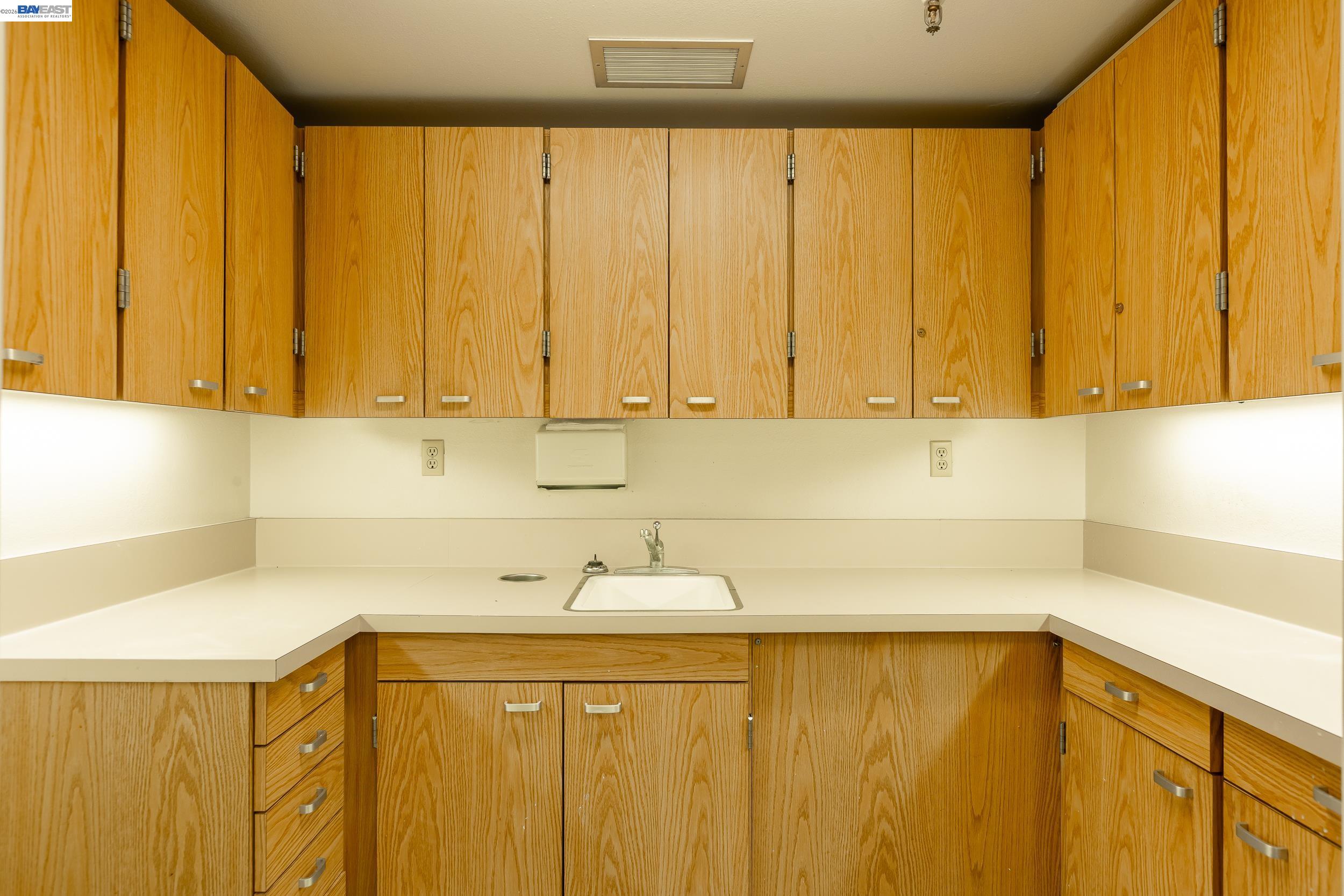 Detail Gallery Image 44 of 60 For 1610 Soquel Ave, Santa Cruz,  CA 95062 - – Beds | – Baths