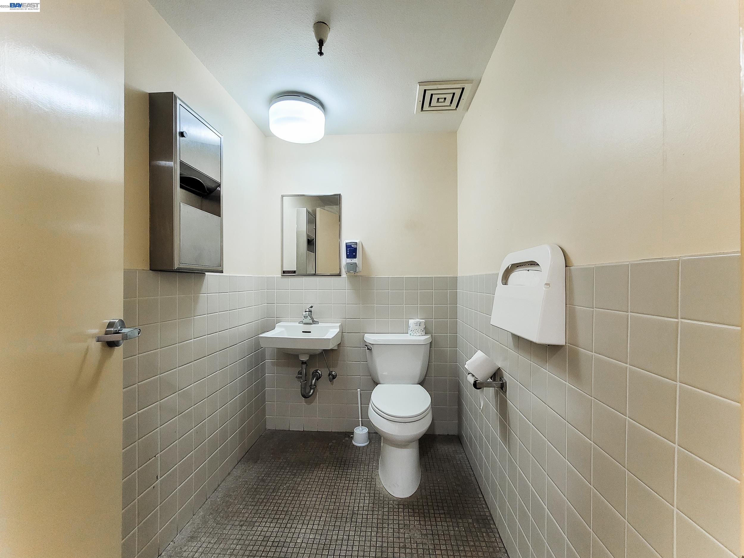 Detail Gallery Image 53 of 60 For 1610 Soquel Ave, Santa Cruz,  CA 95062 - – Beds | – Baths