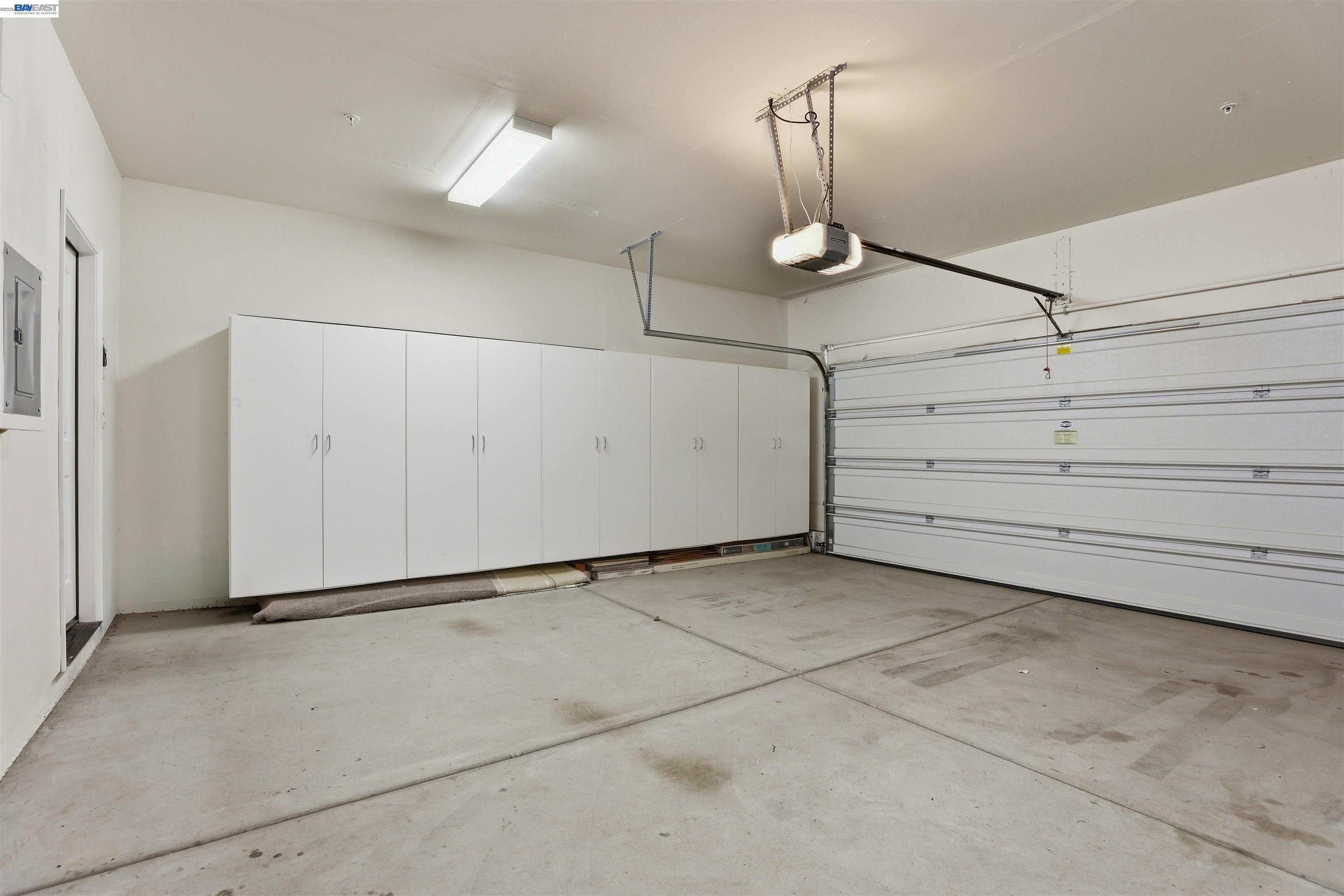 Detail Gallery Image 32 of 41 For 215 E Cara Ct, Mountain House,  CA 95391 - 3 Beds | 2/1 Baths