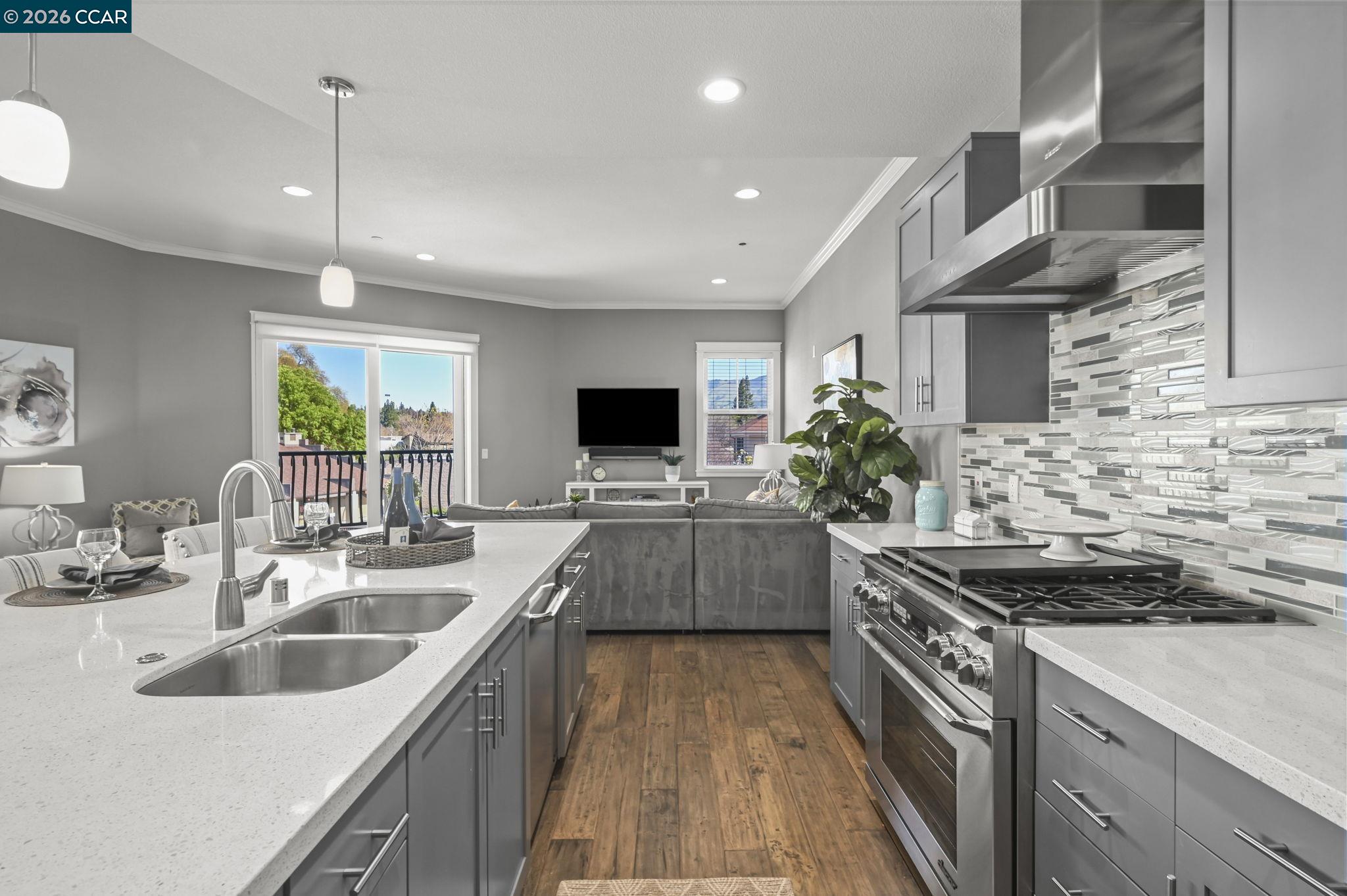 Detail Gallery Image 8 of 30 For 111 W Prospect Ave. #205,  Danville,  CA 94526 - 1 Beds | 1/1 Baths