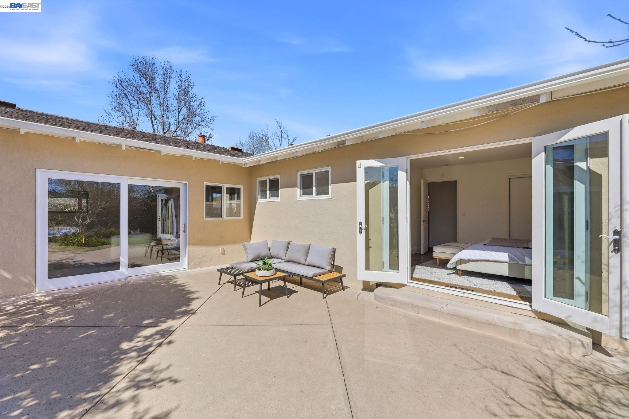 Detail Gallery Image 22 of 38 For 5494 Sharon Ln, San Jose,  CA 95124 - 3 Beds | 2 Baths