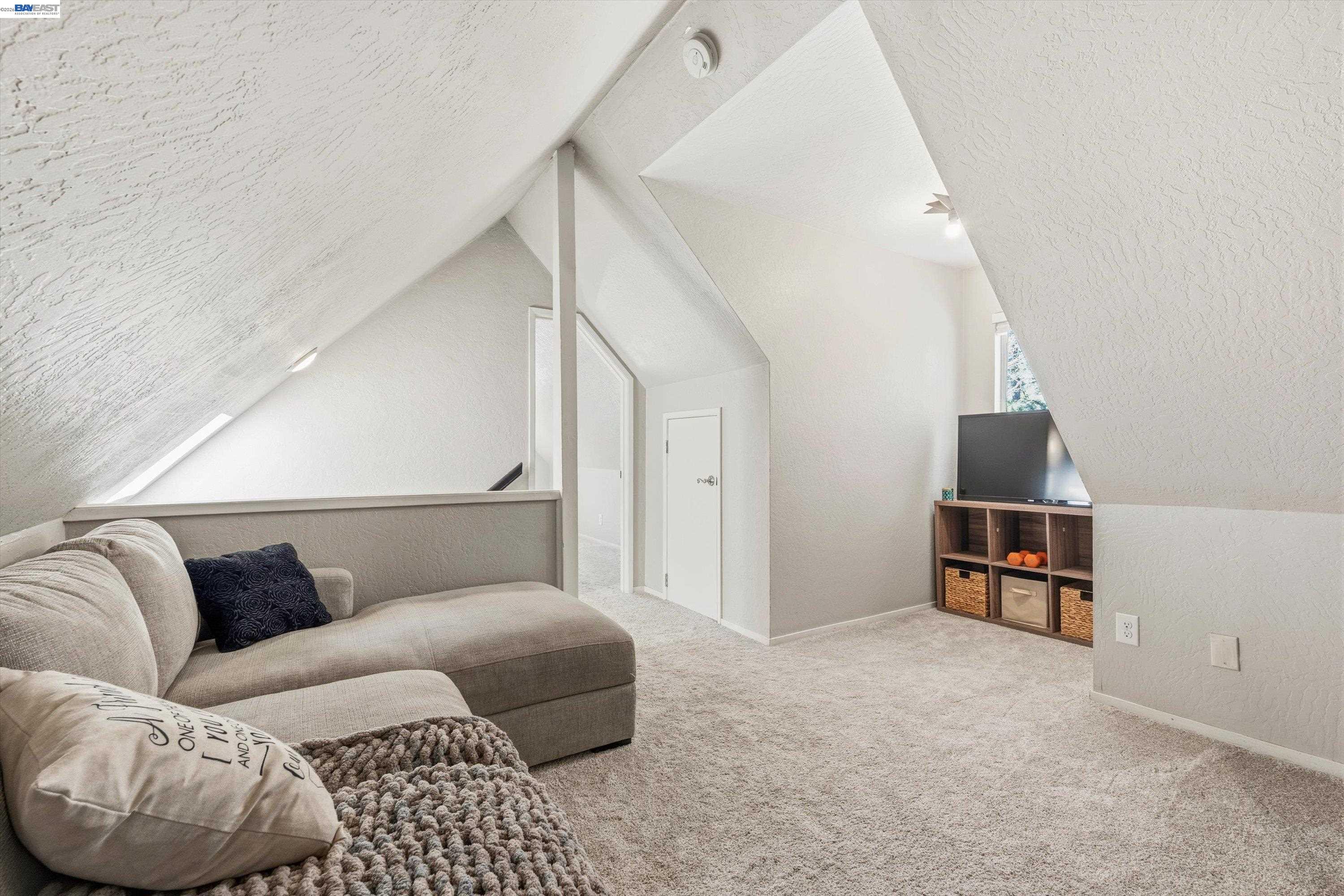 Detail Gallery Image 29 of 44 For 20140 Redwood Dr, Foresthill,  CA 95631 - 3 Beds | 2 Baths