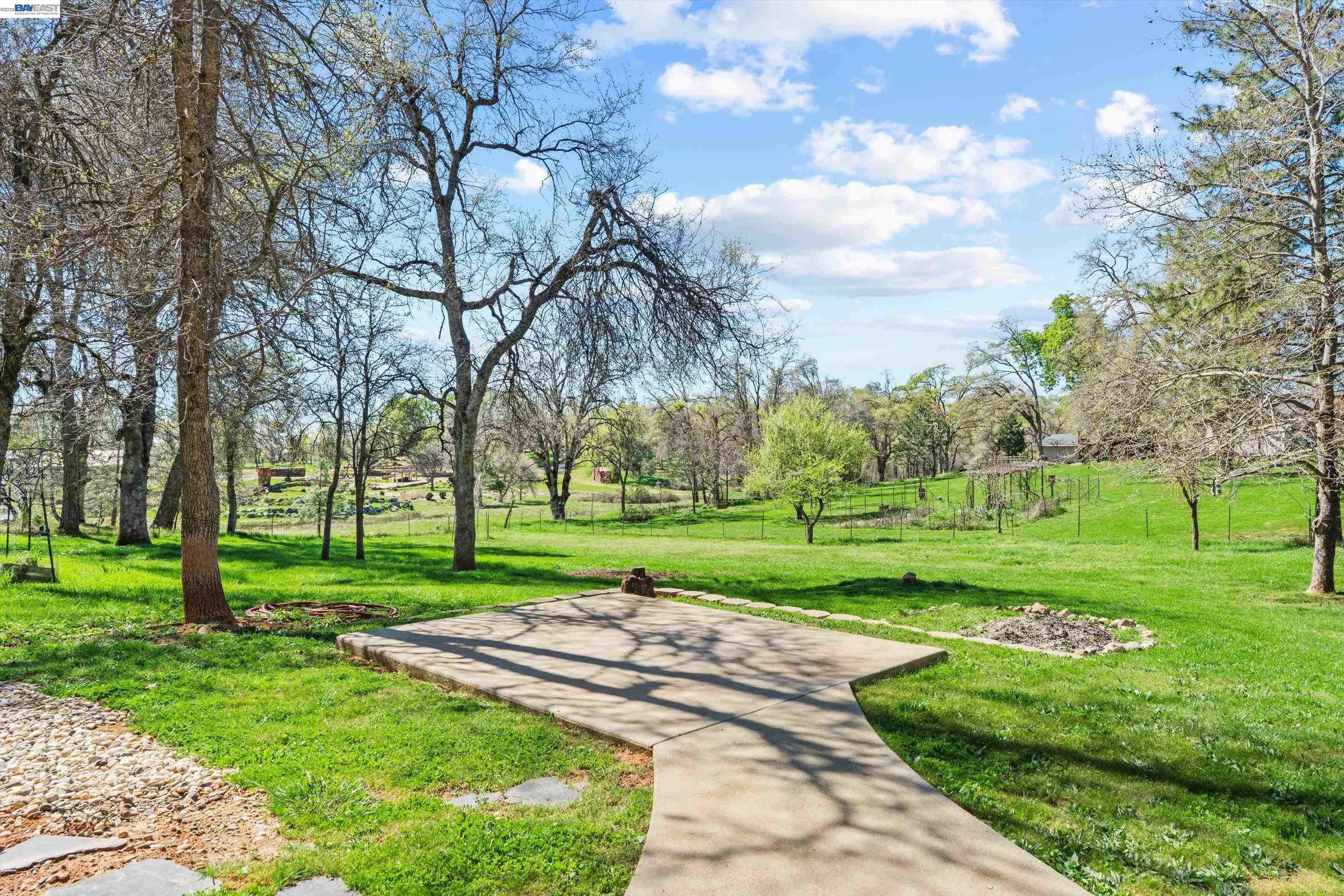 Detail Gallery Image 34 of 44 For 20140 Redwood Dr, Foresthill,  CA 95631 - 3 Beds | 2 Baths