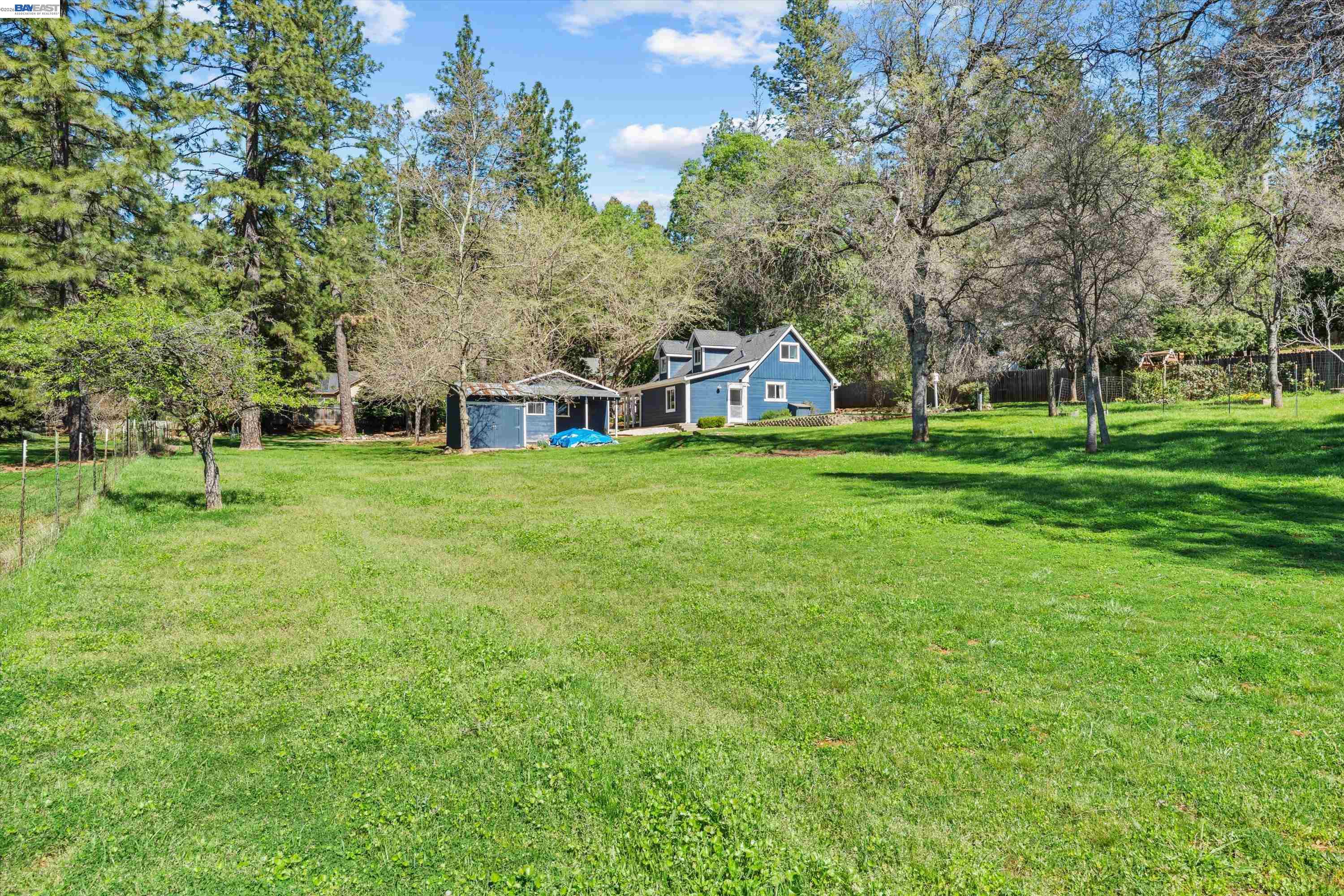 Detail Gallery Image 35 of 44 For 20140 Redwood Dr, Foresthill,  CA 95631 - 3 Beds | 2 Baths