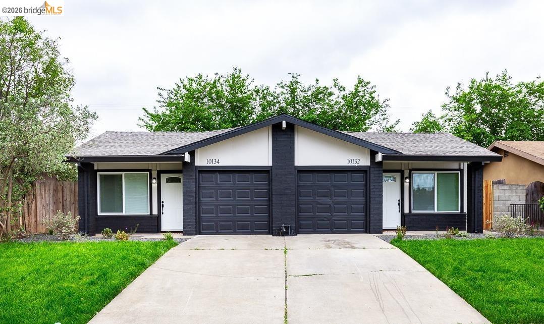 Front Image Thumbnail for EB41127015