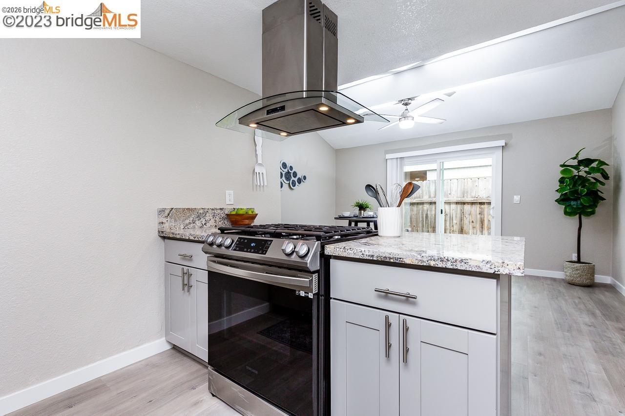 Detail Gallery Image 6 of 12 For 10132 Rockingham, Sacramento,  CA 95827 - 2 Beds | 1 Baths