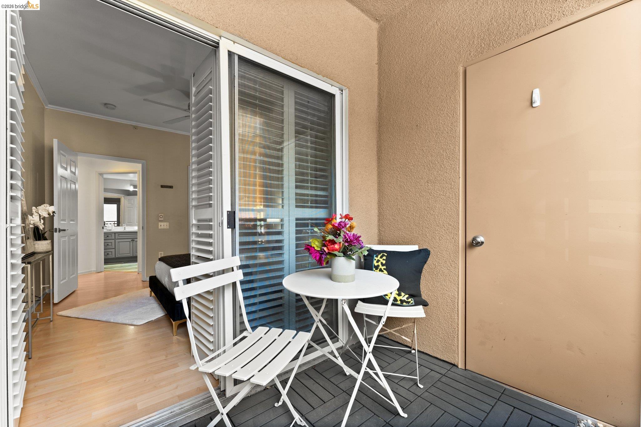 Detail Gallery Image 25 of 34 For 280 Caldecott Ln #101,  Oakland,  CA 94618 - 1 Beds | 1 Baths