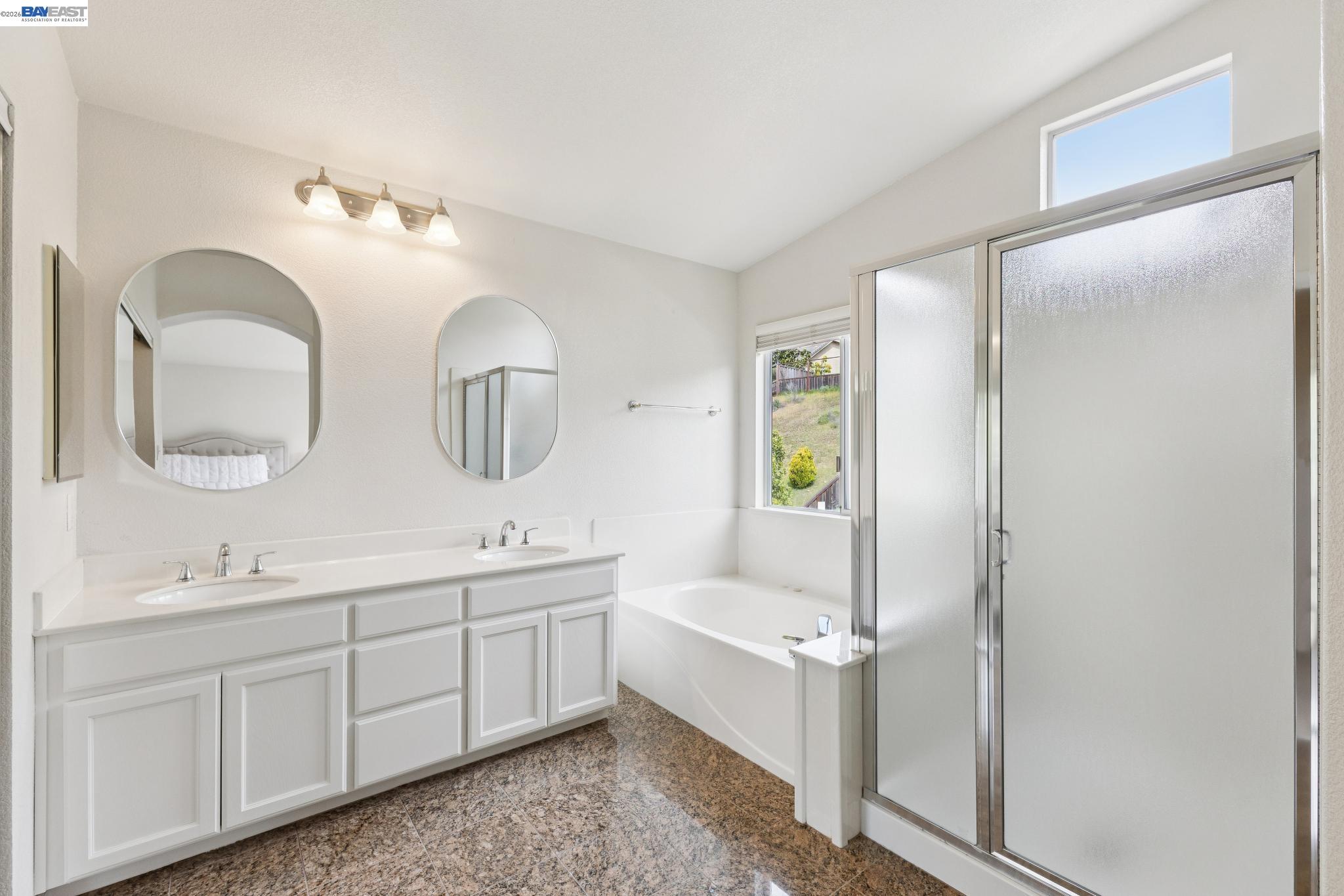 Detail Gallery Image 25 of 51 For 25318 Buckeye Dr, Castro Valley,  CA 94552 - 4 Beds | 3 Baths