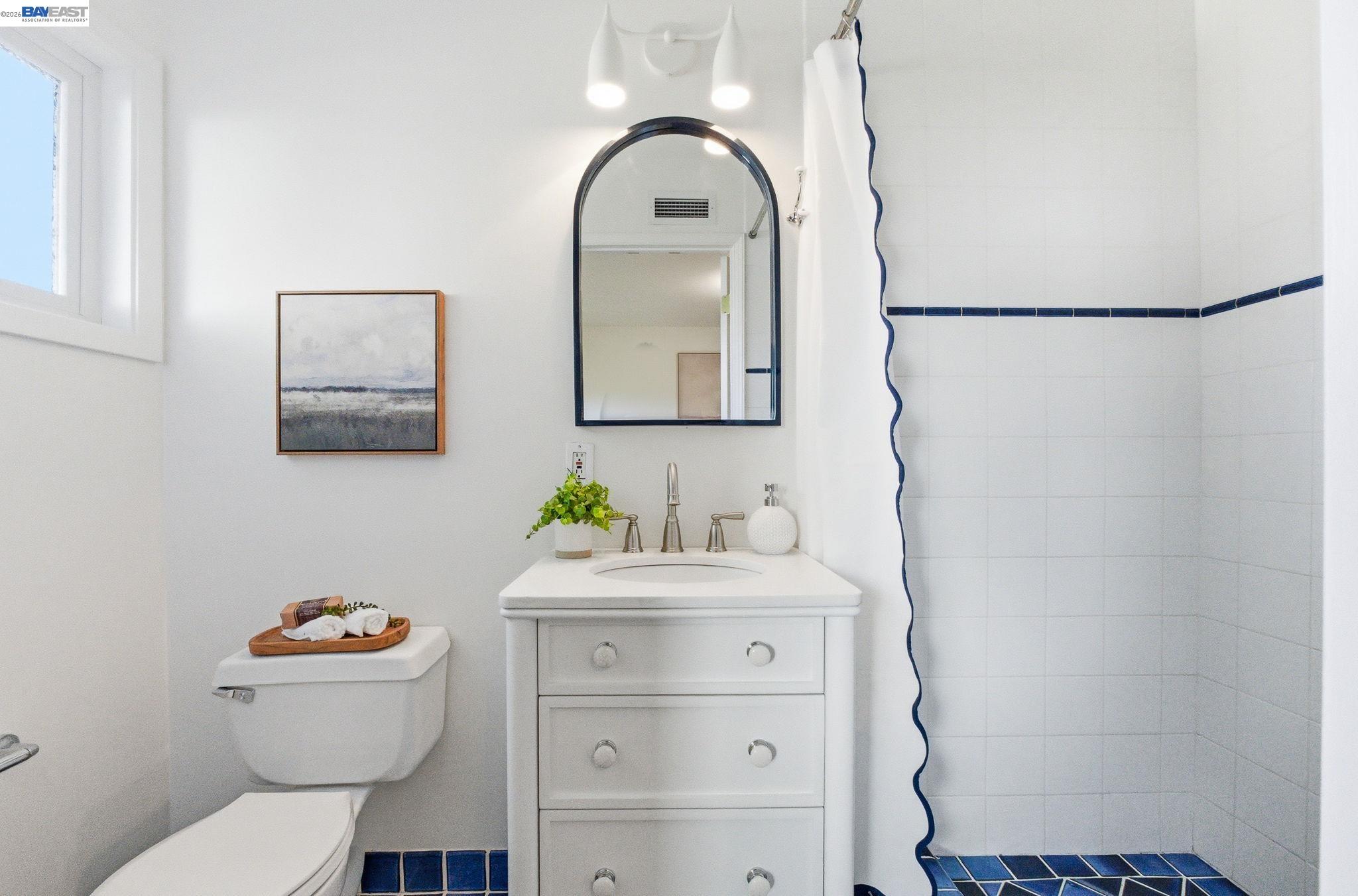 Detail Gallery Image 11 of 40 For 38157 Parkmont Dr, Fremont,  CA 94536 - 3 Beds | 2 Baths