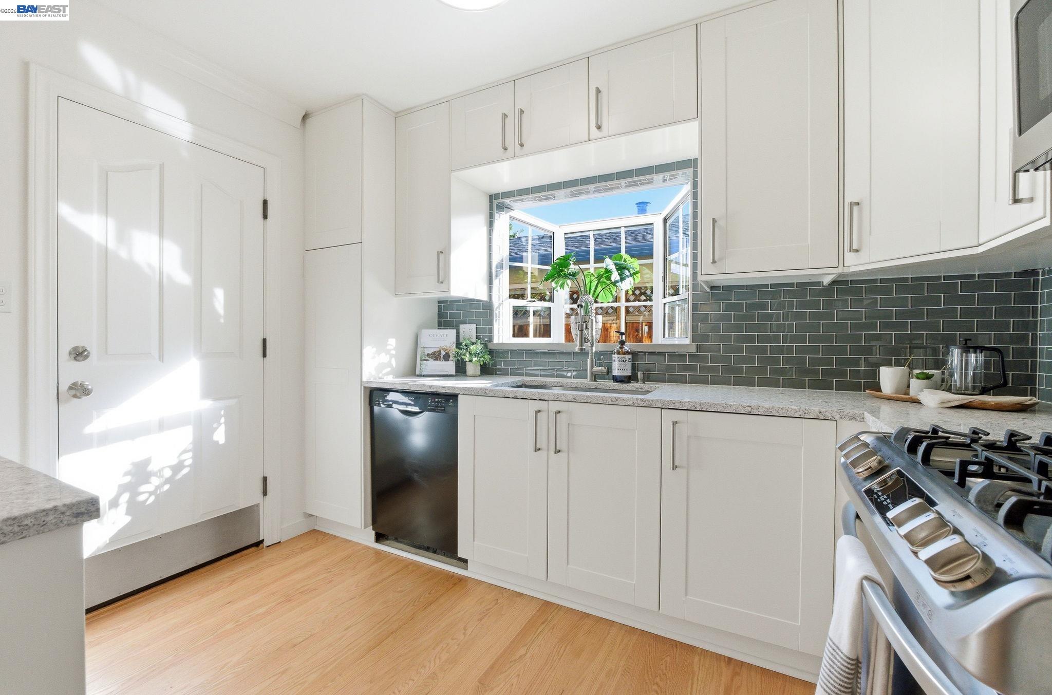 Detail Gallery Image 22 of 40 For 38157 Parkmont Dr, Fremont,  CA 94536 - 3 Beds | 2 Baths