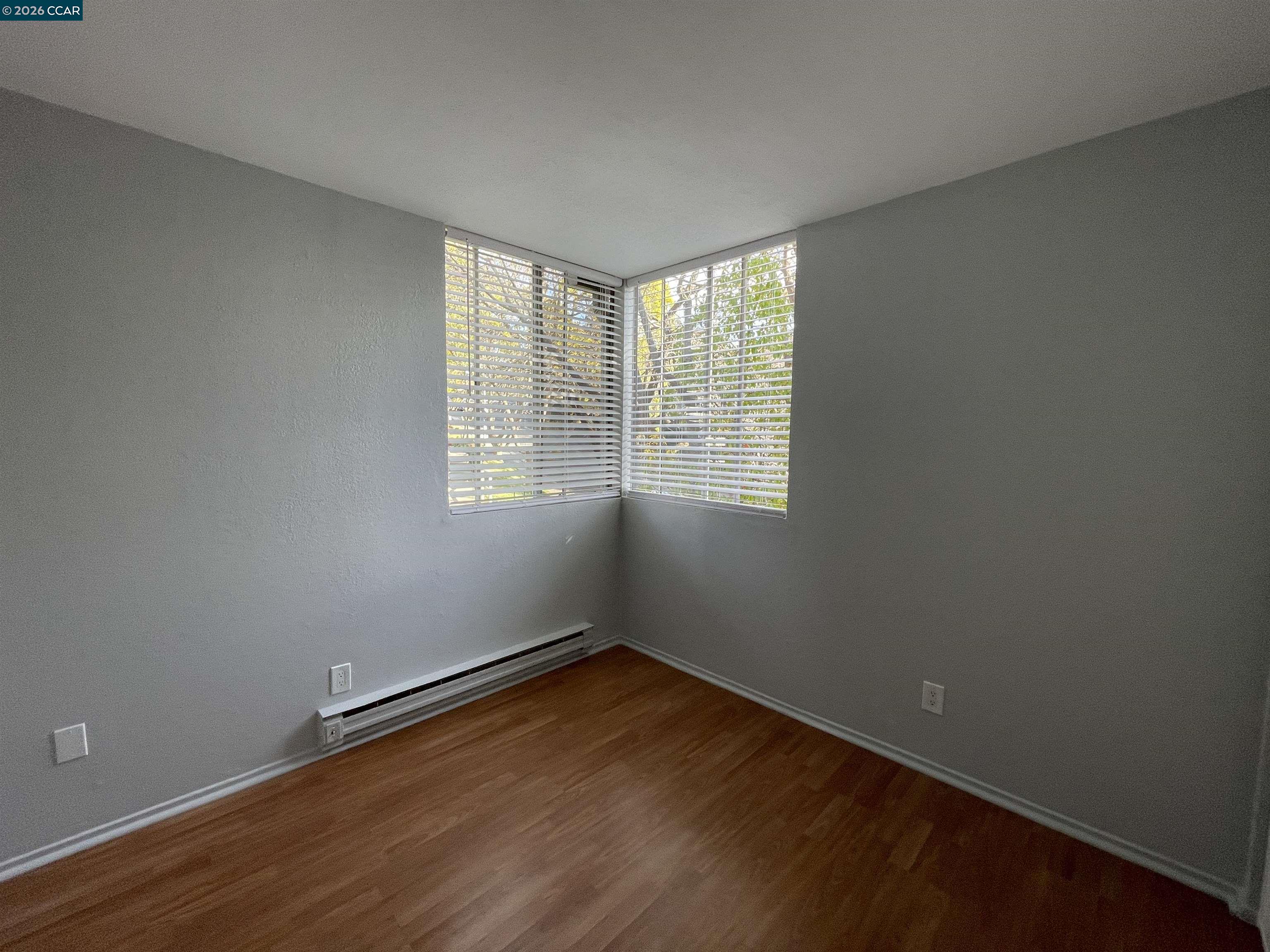 Detail Gallery Image 7 of 21 For 1333 N Camino Alto #248,  Vallejo,  CA 94589 - 3 Beds | 2 Baths