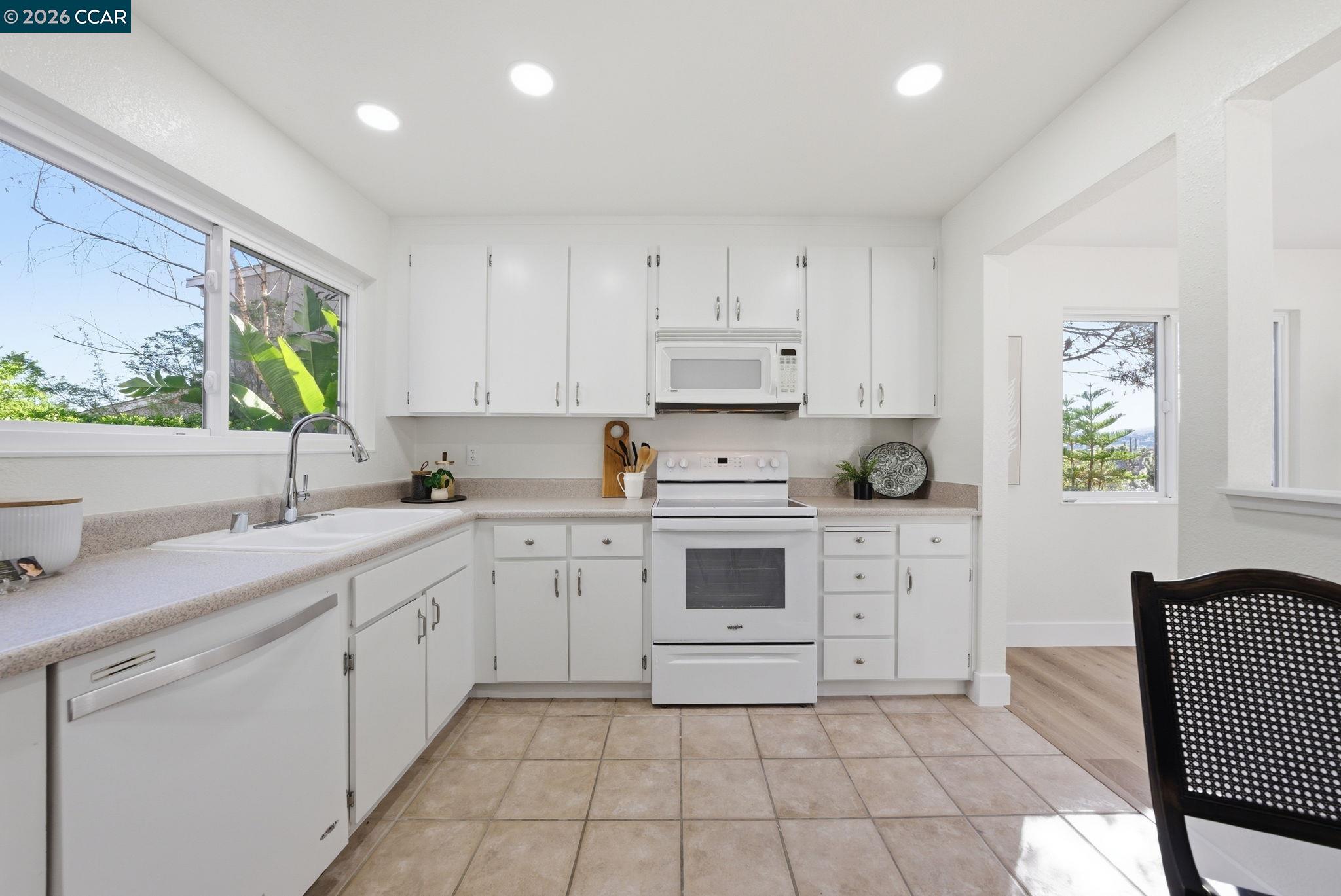 Photo #19: 41127022 Listing: Photo #19