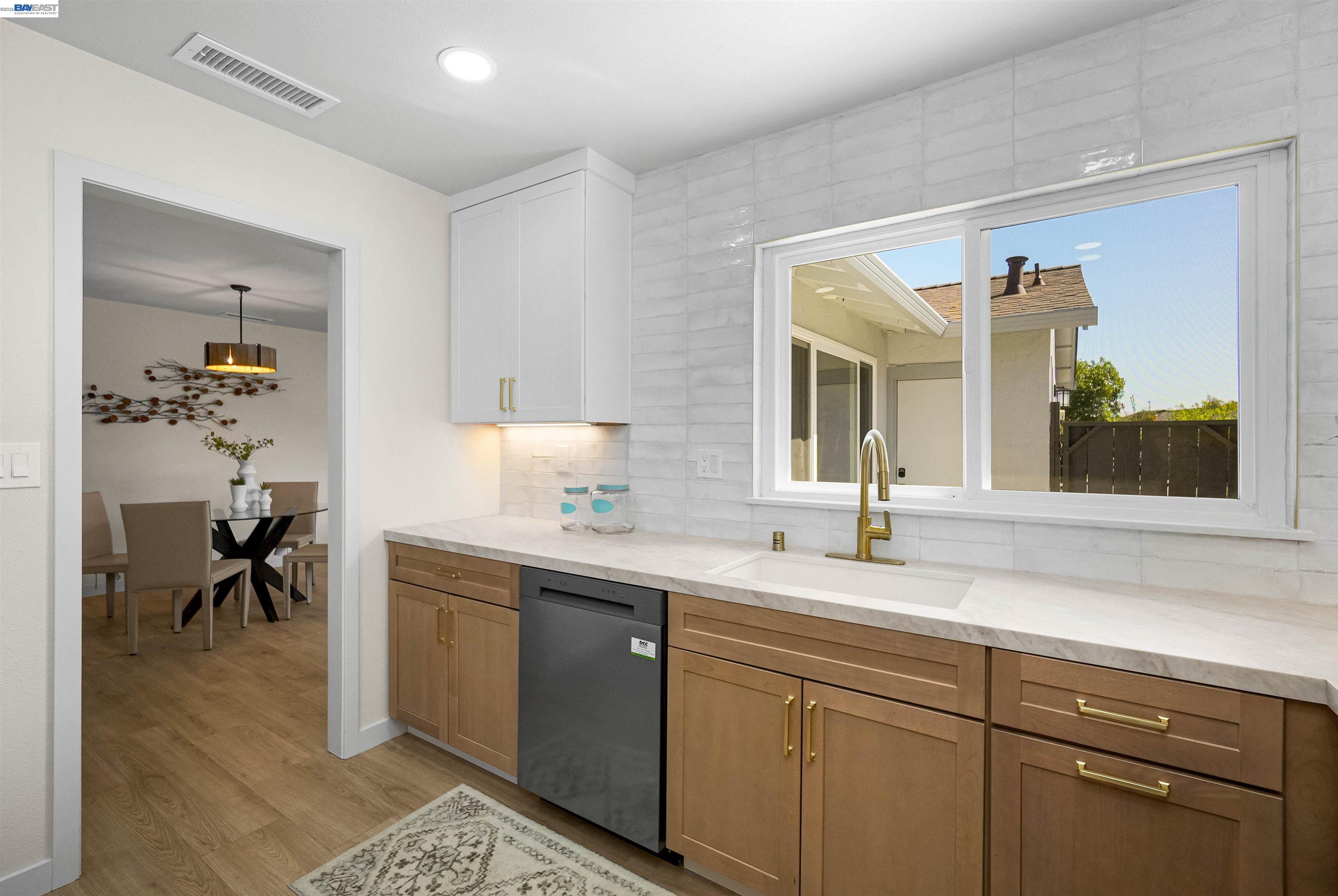 Detail Gallery Image 18 of 58 For 31265 Lily St, Union City,  CA 94587 - 3 Beds | 2 Baths