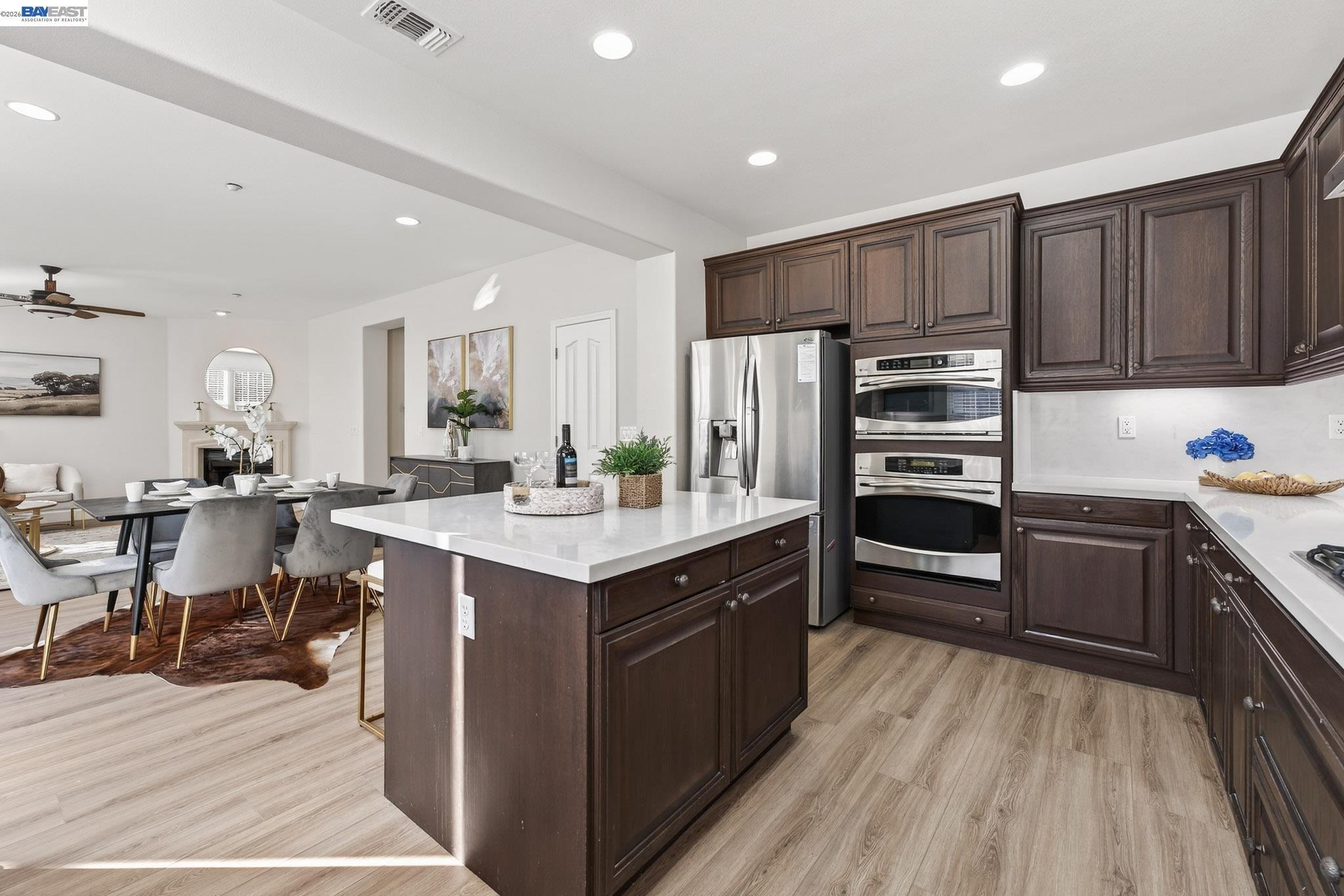 Detail Gallery Image 14 of 42 For 4915 Shelton St, Dublin,  CA 94568 - 5 Beds | 3/1 Baths