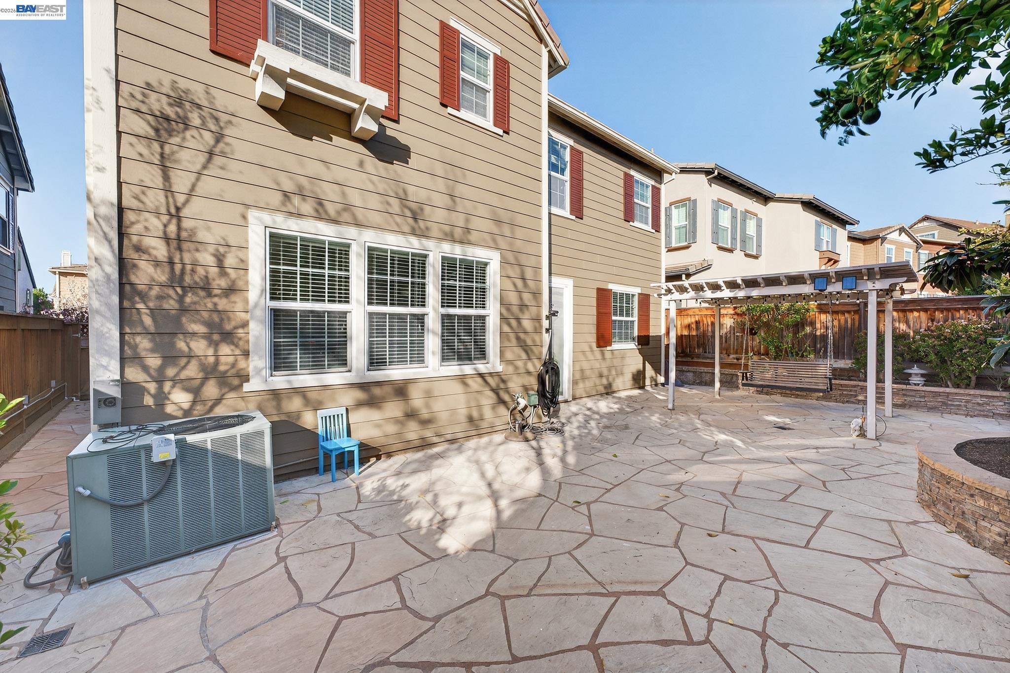 Detail Gallery Image 38 of 42 For 4915 Shelton St, Dublin,  CA 94568 - 5 Beds | 3/1 Baths