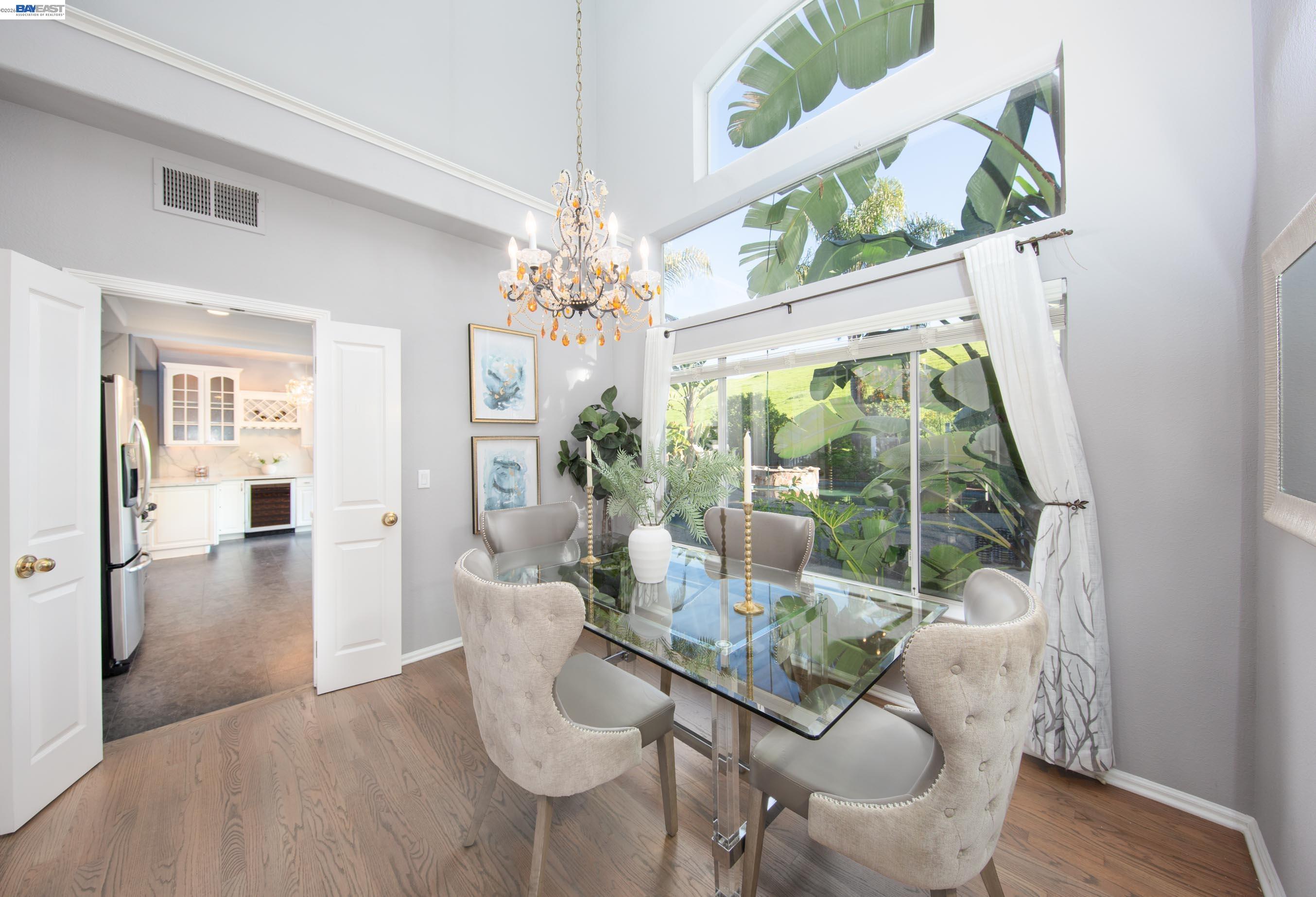 Detail Gallery Image 13 of 52 For 35172 King Ct., Fremont,  CA 94536 - 5 Beds | 3 Baths