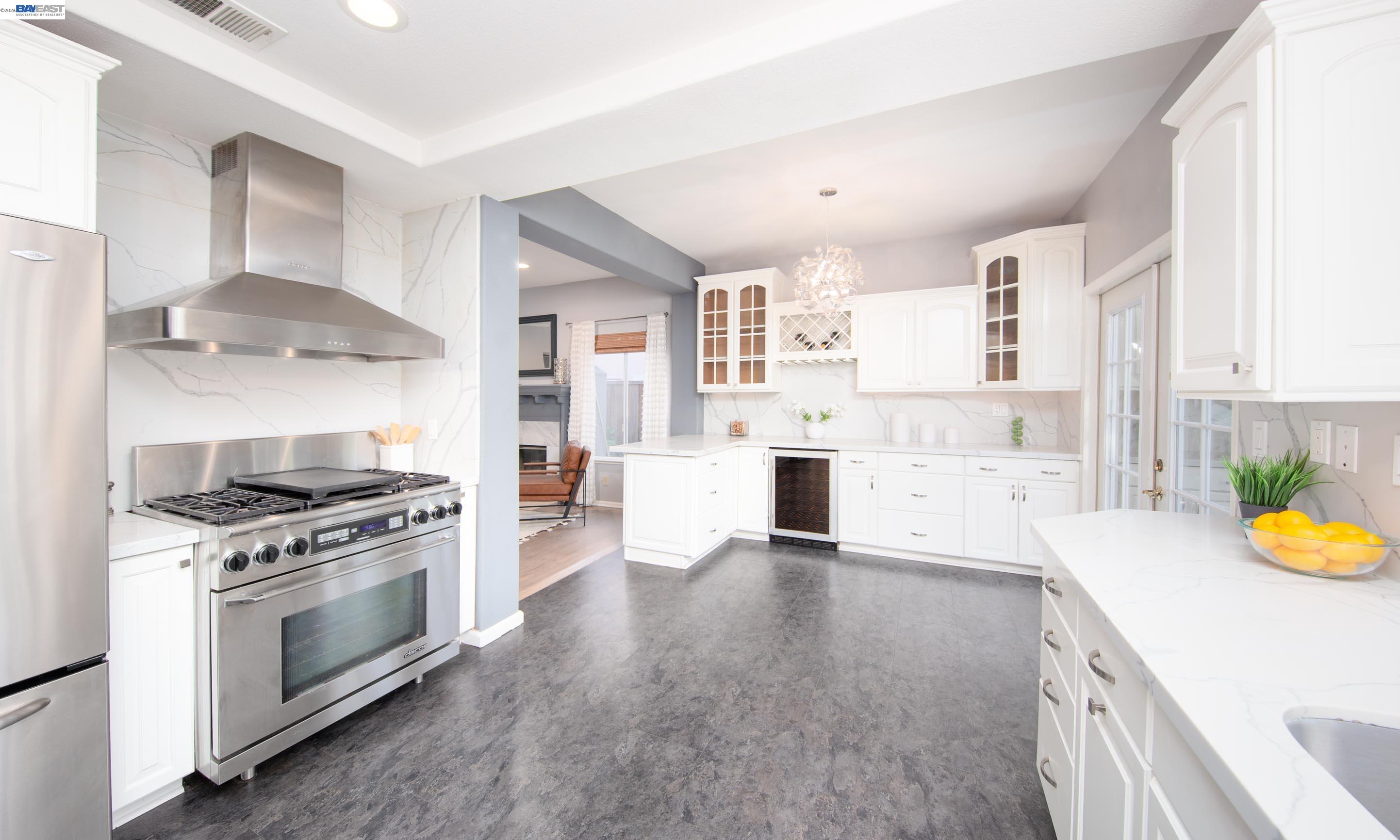 Detail Gallery Image 14 of 52 For 35172 King Ct., Fremont,  CA 94536 - 5 Beds | 3 Baths